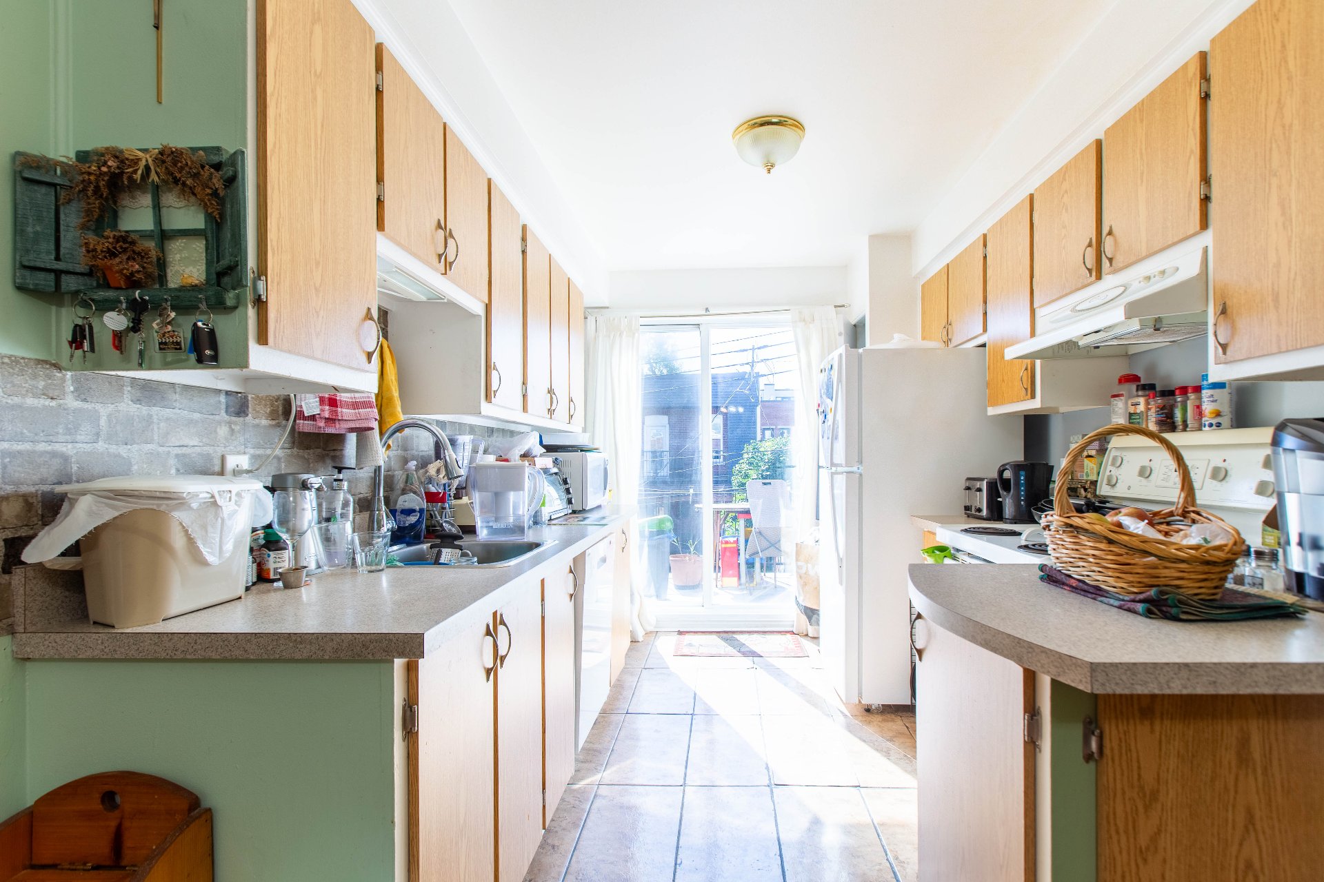 Photo - Kitchen