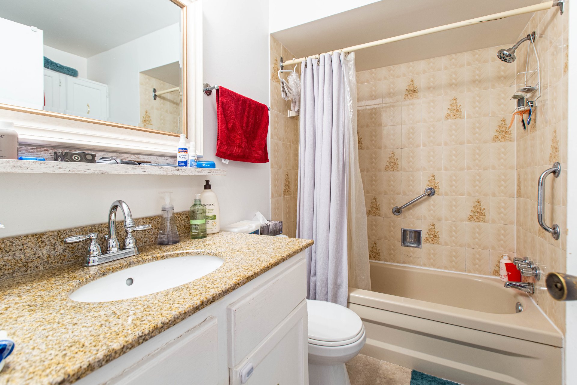 Photo - Bathroom