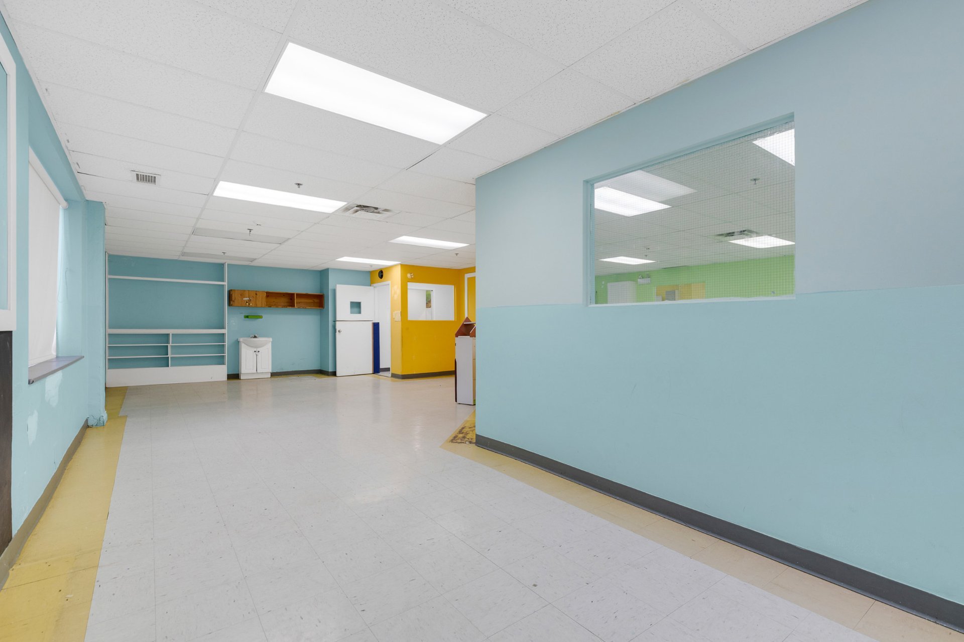 Photo - Interior