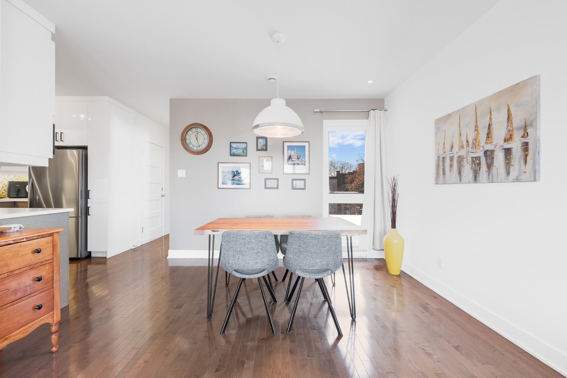 Photo - Salle à manger