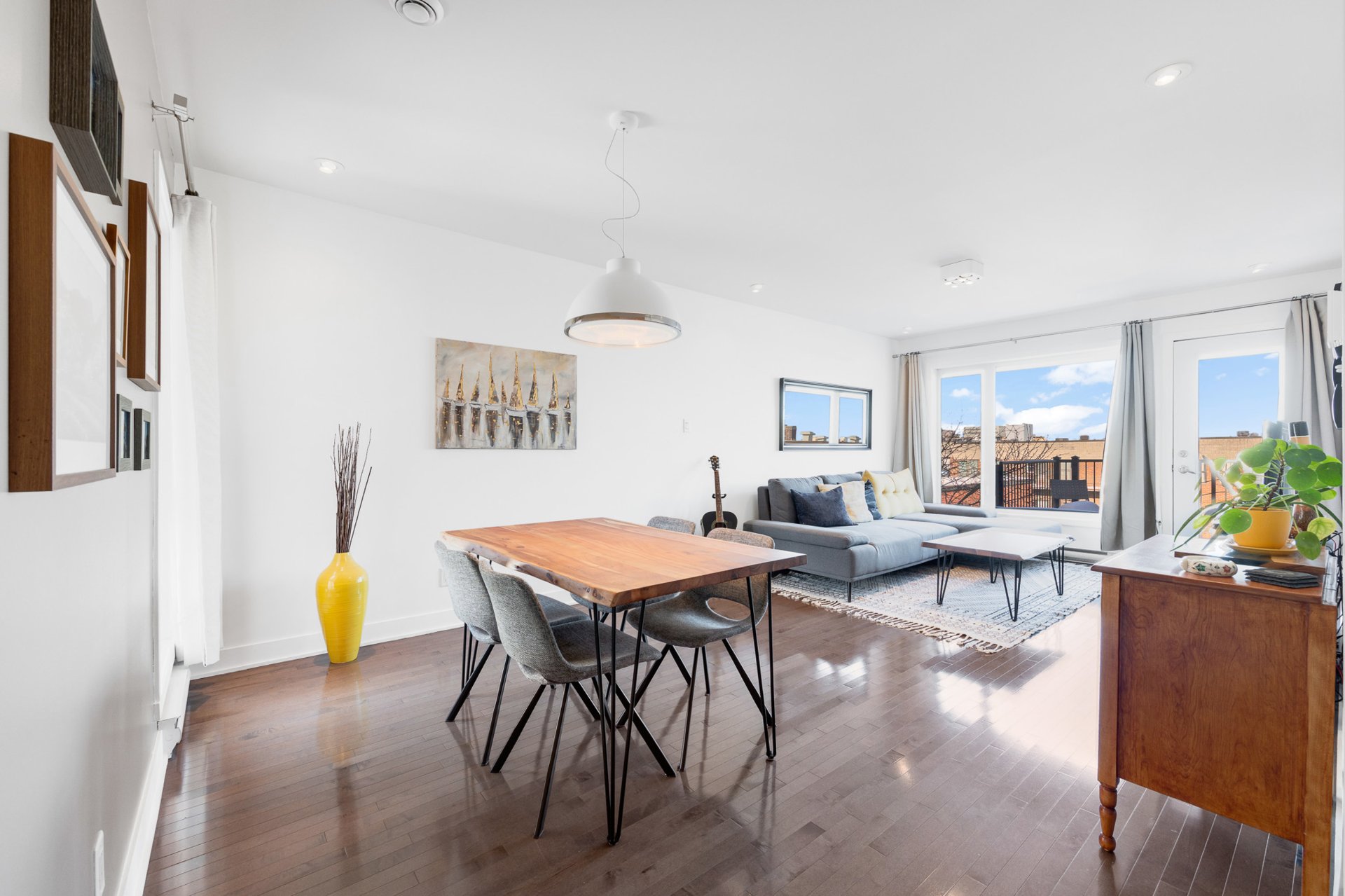 Photo - Salle à manger