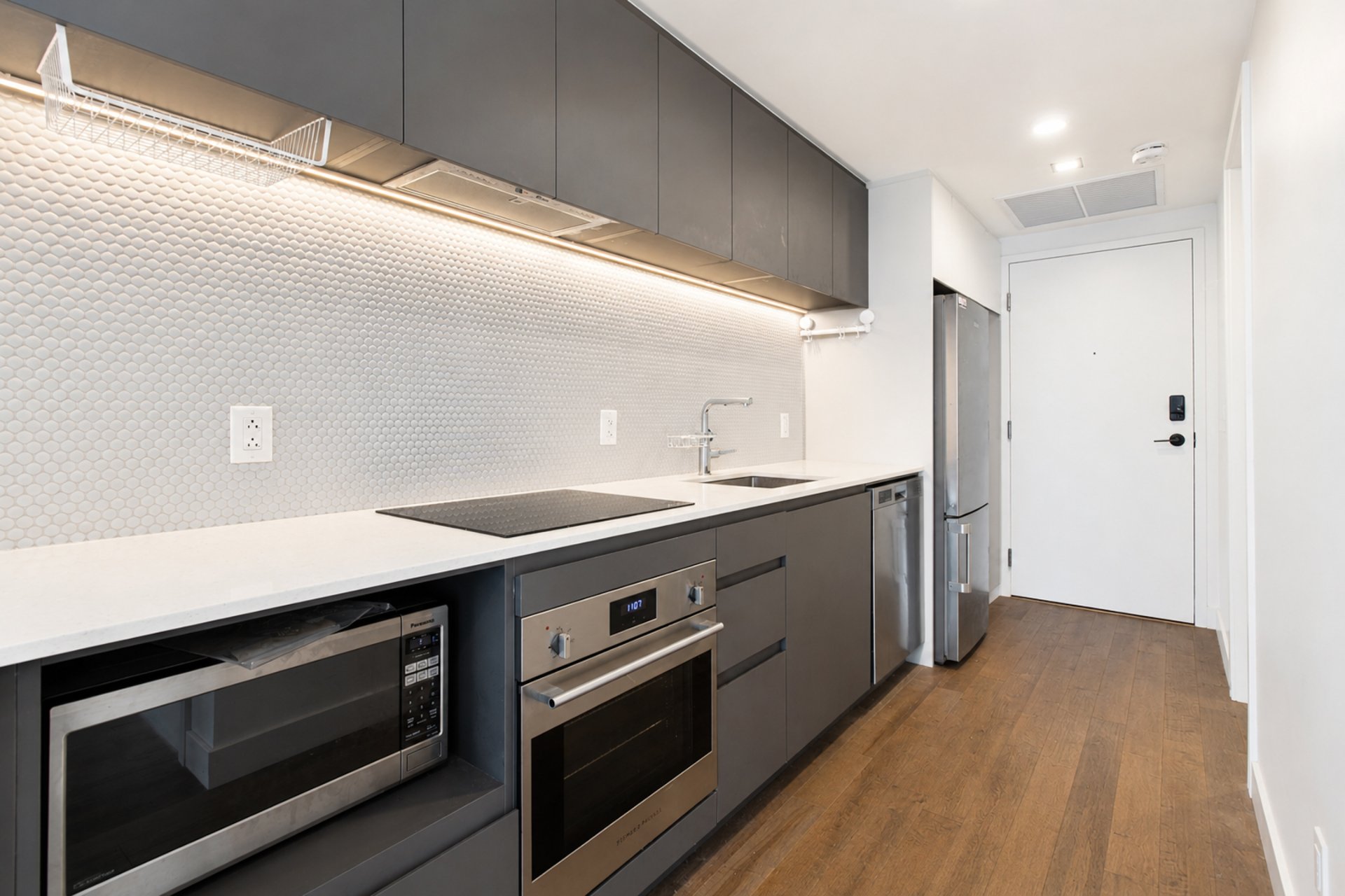 Photo - Kitchen