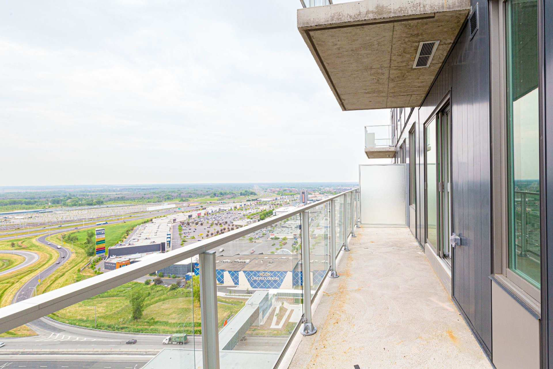 Photo - Balcony