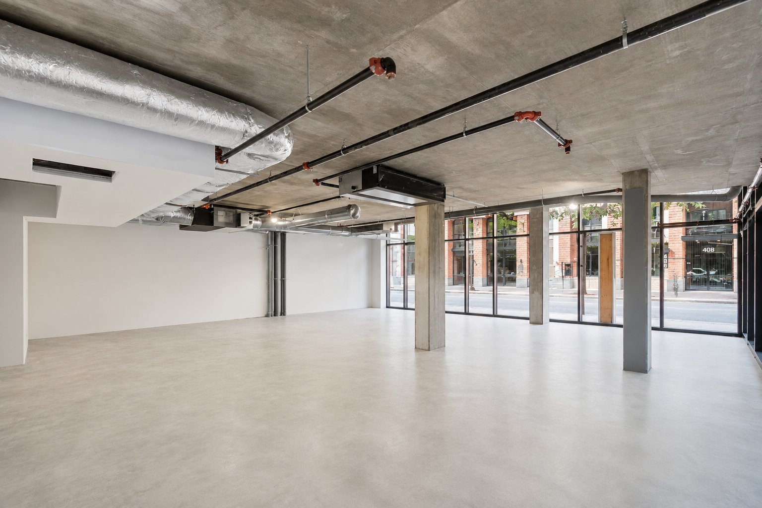 Photo - Interior