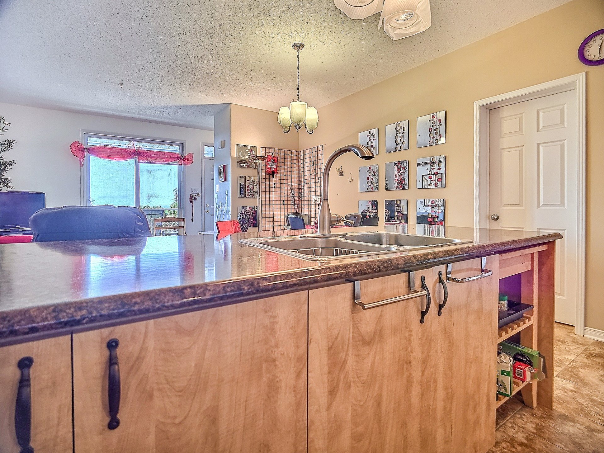 Photo - Kitchen