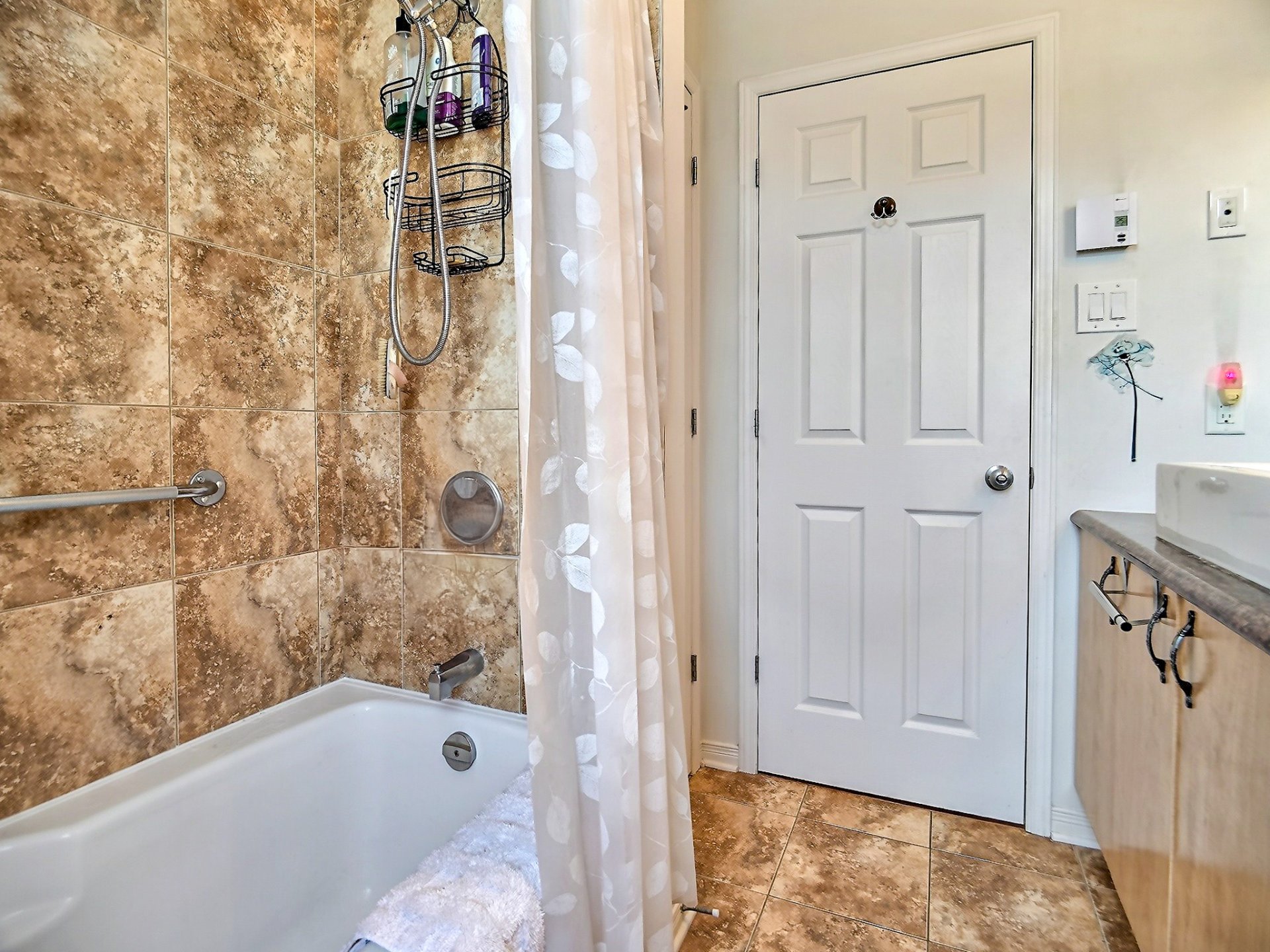 Photo - Bathroom