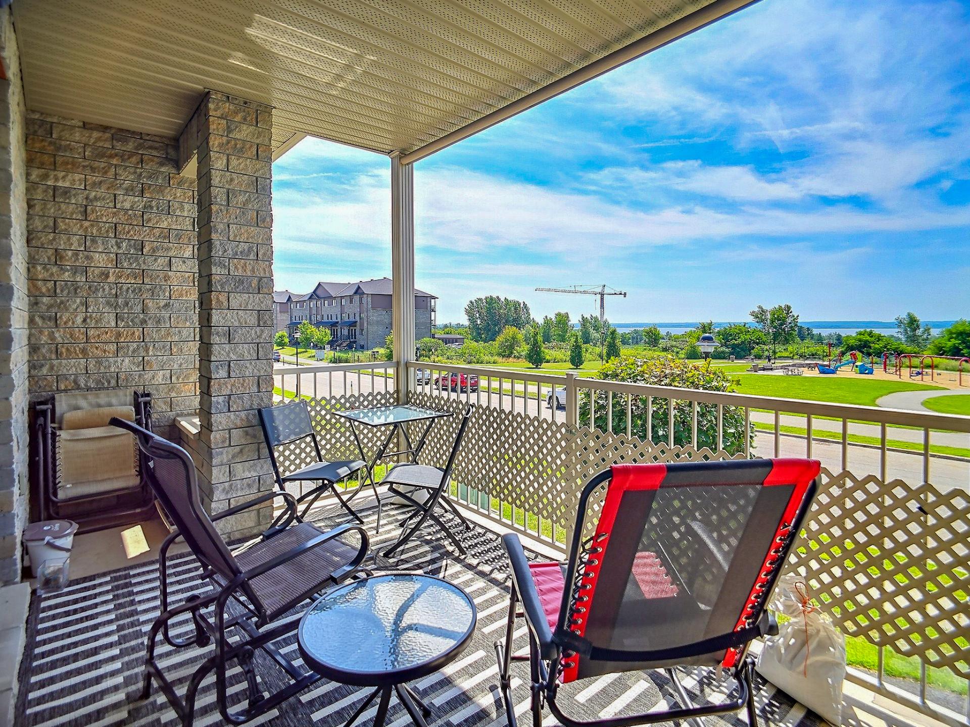 Photo - Balcony