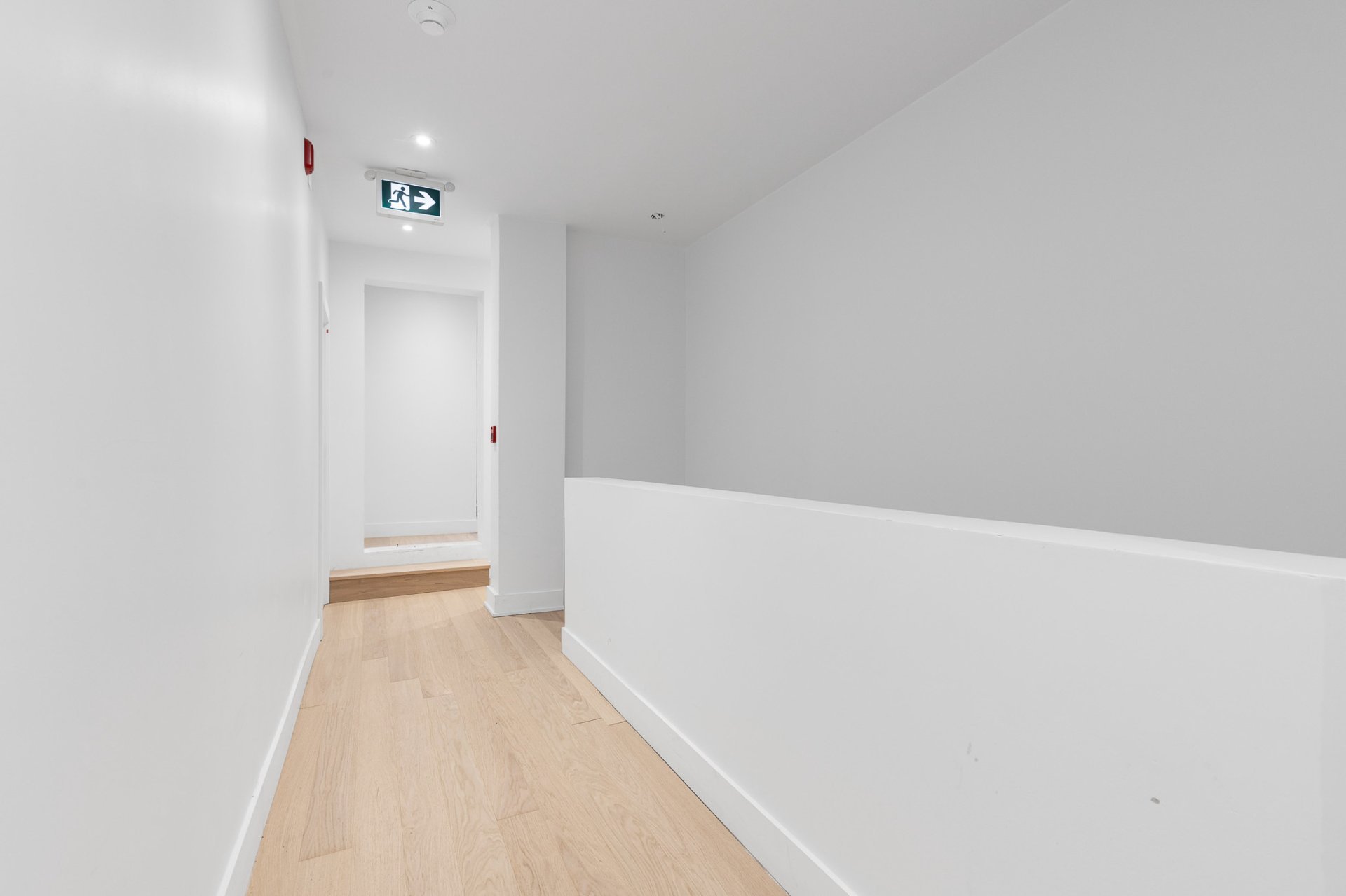 Photo - Interior