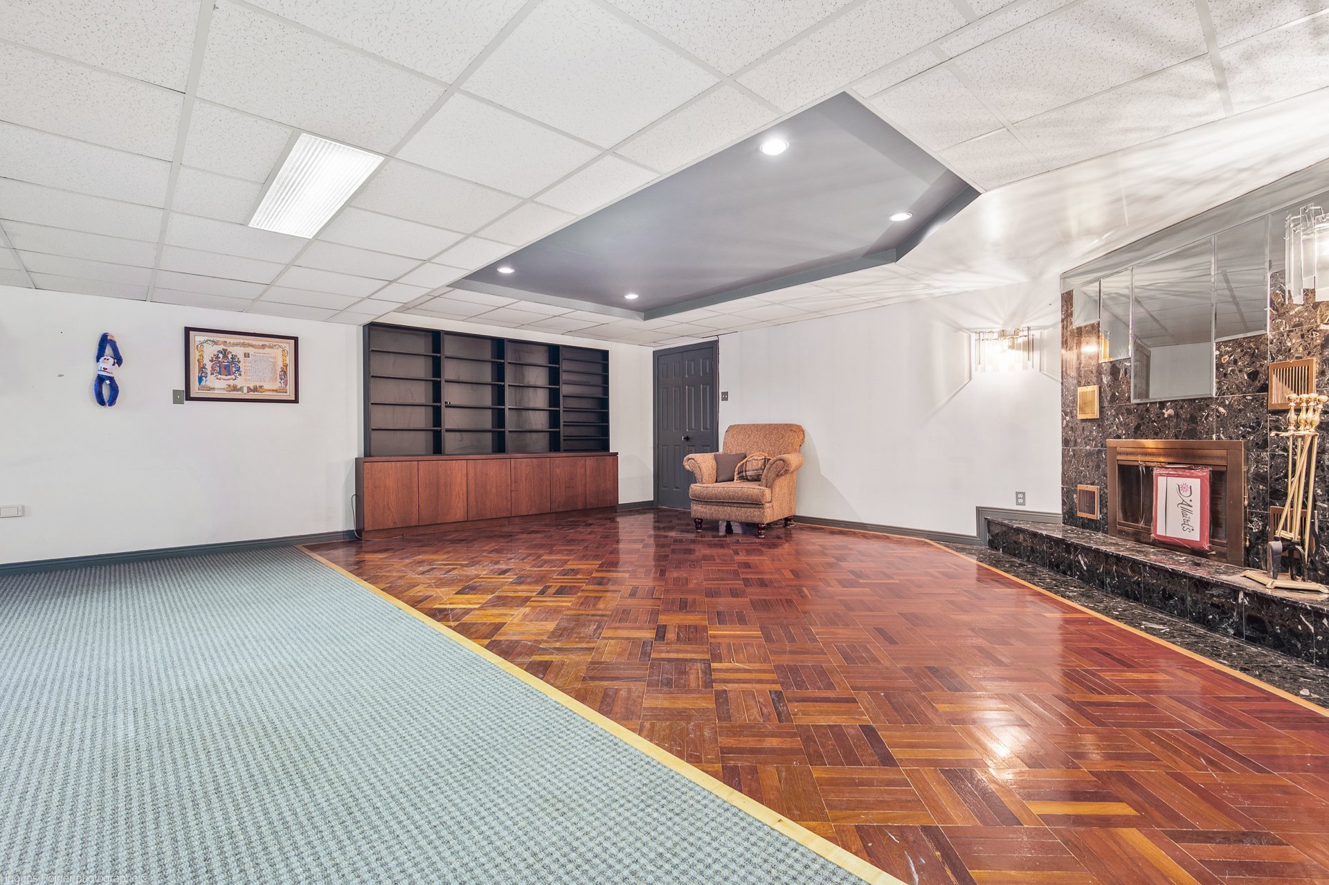 Photo - Family room