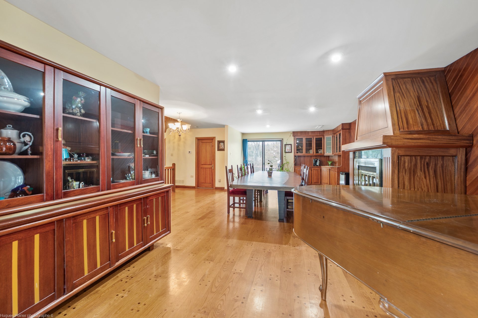 Photo - Dining room