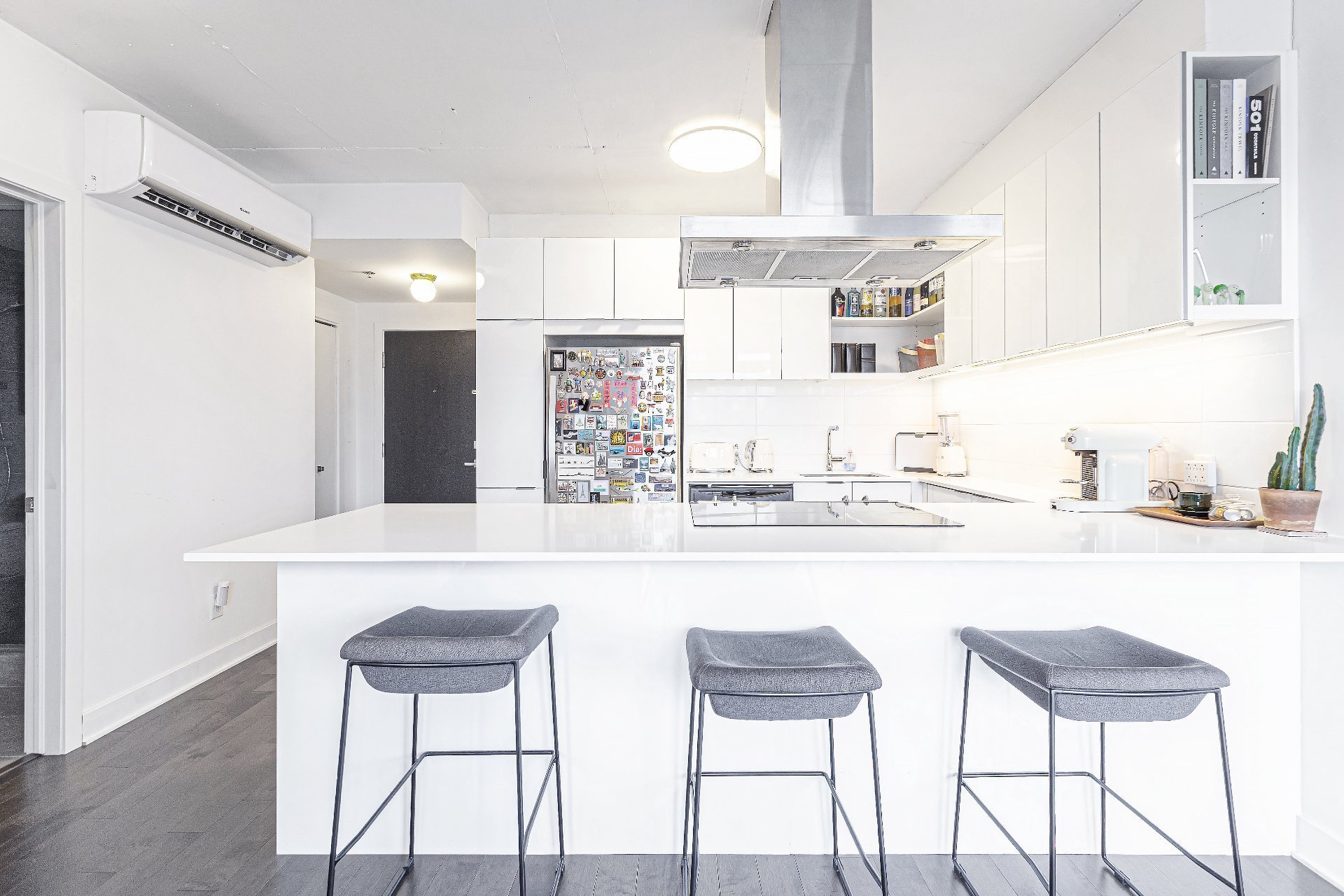Photo - Kitchen