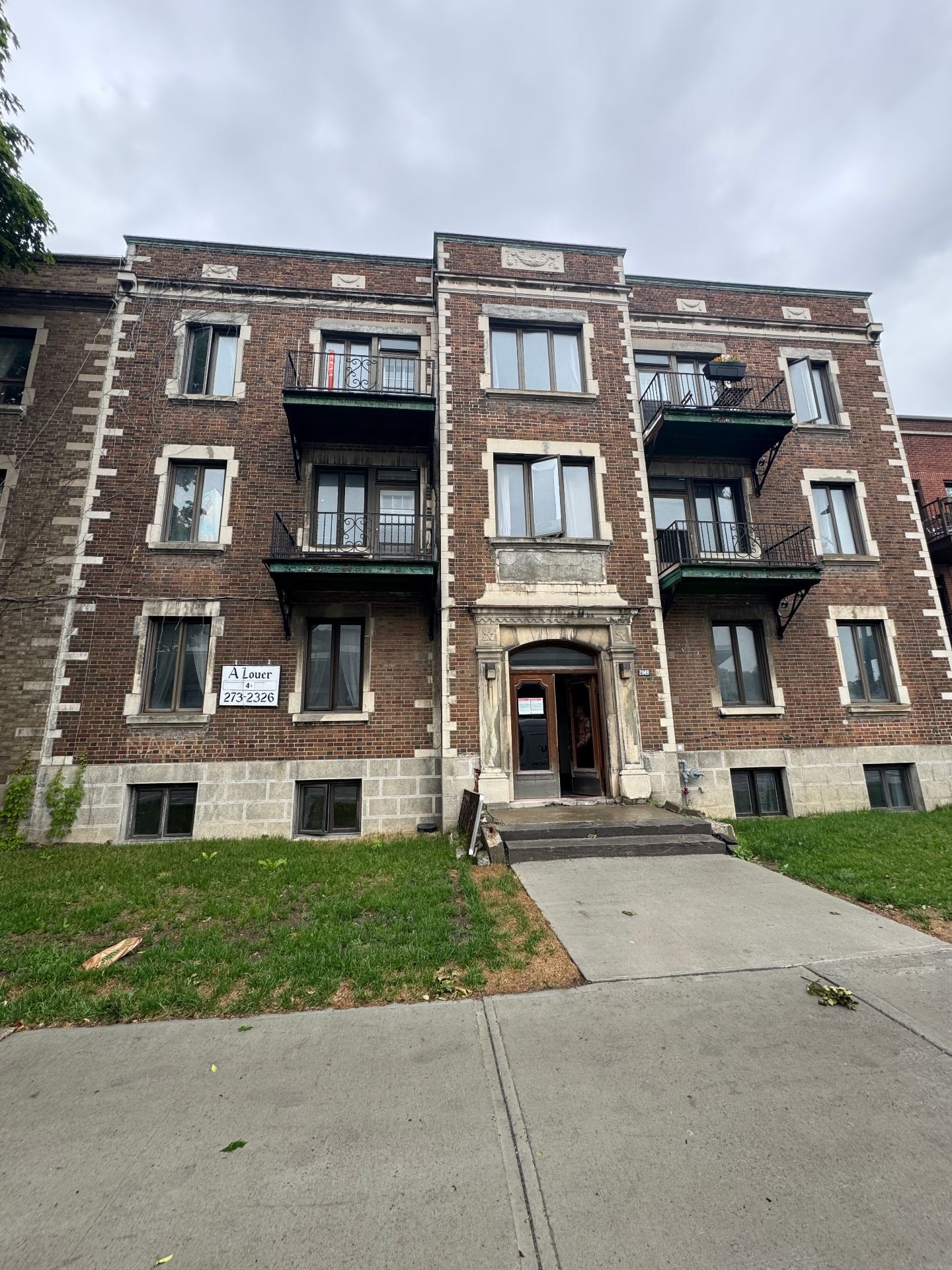 Photo - Exterior entrance