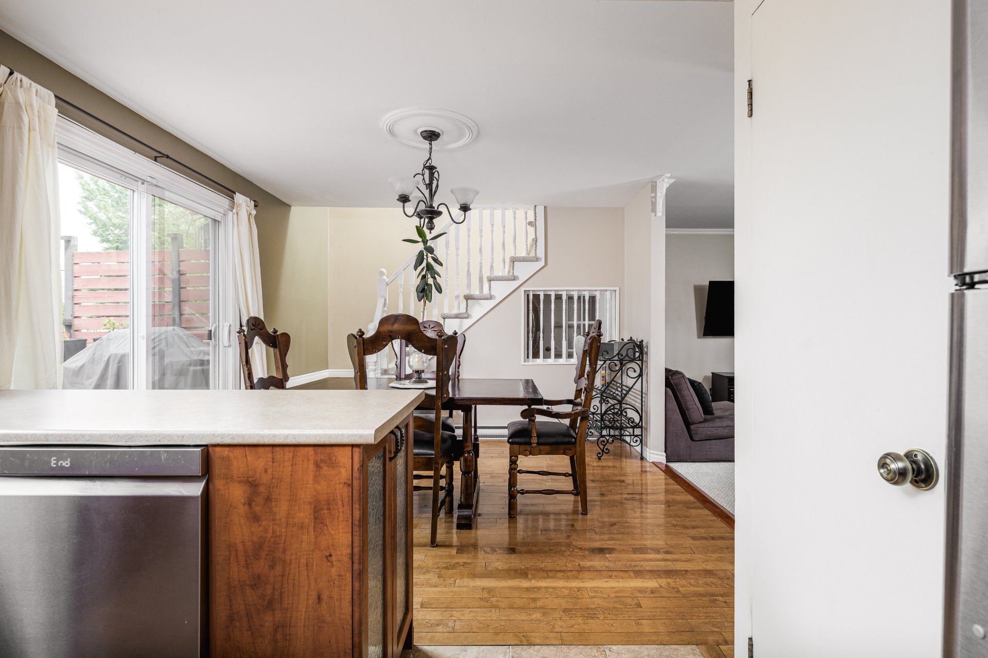 Photo - Kitchen