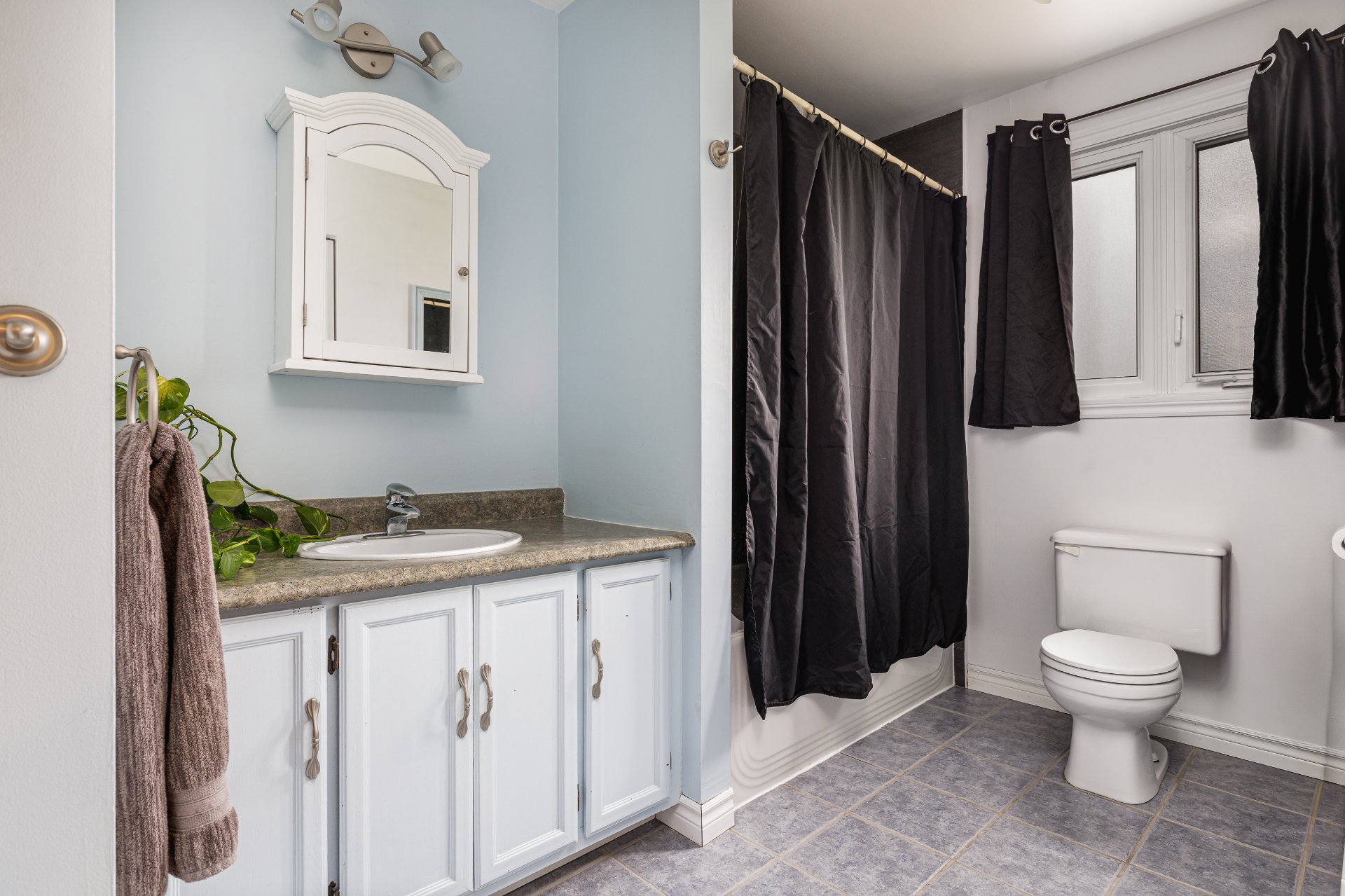 Photo - Bathroom