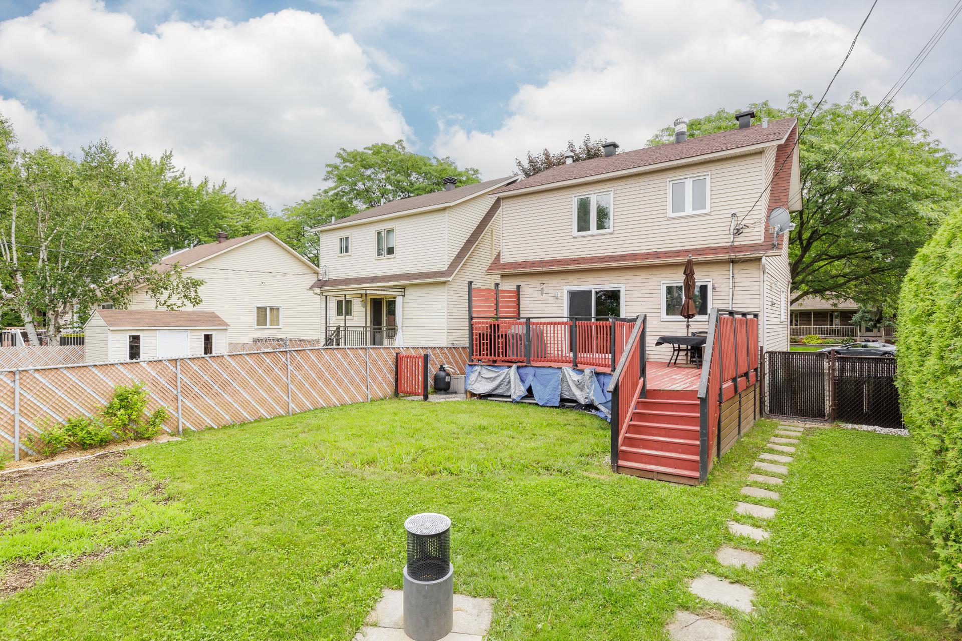 Photo - Backyard
