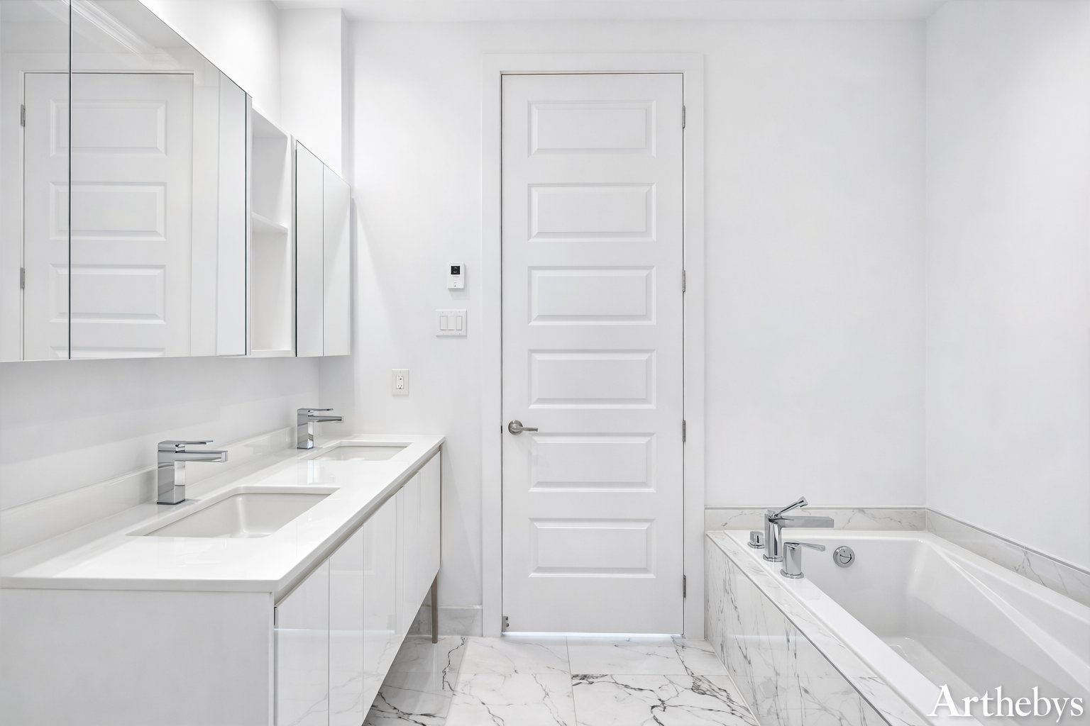 Photo - Salle de bains attenante à la CCP