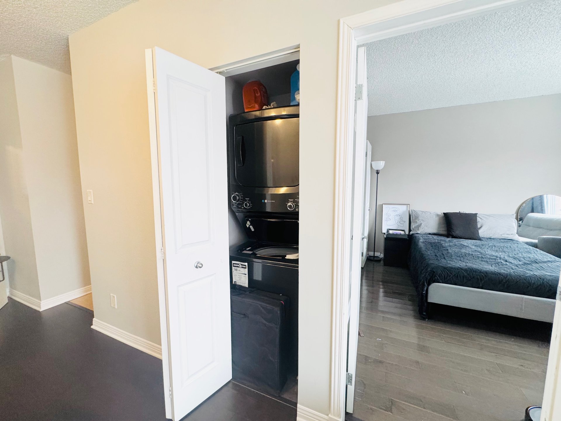 Photo - Laundry room