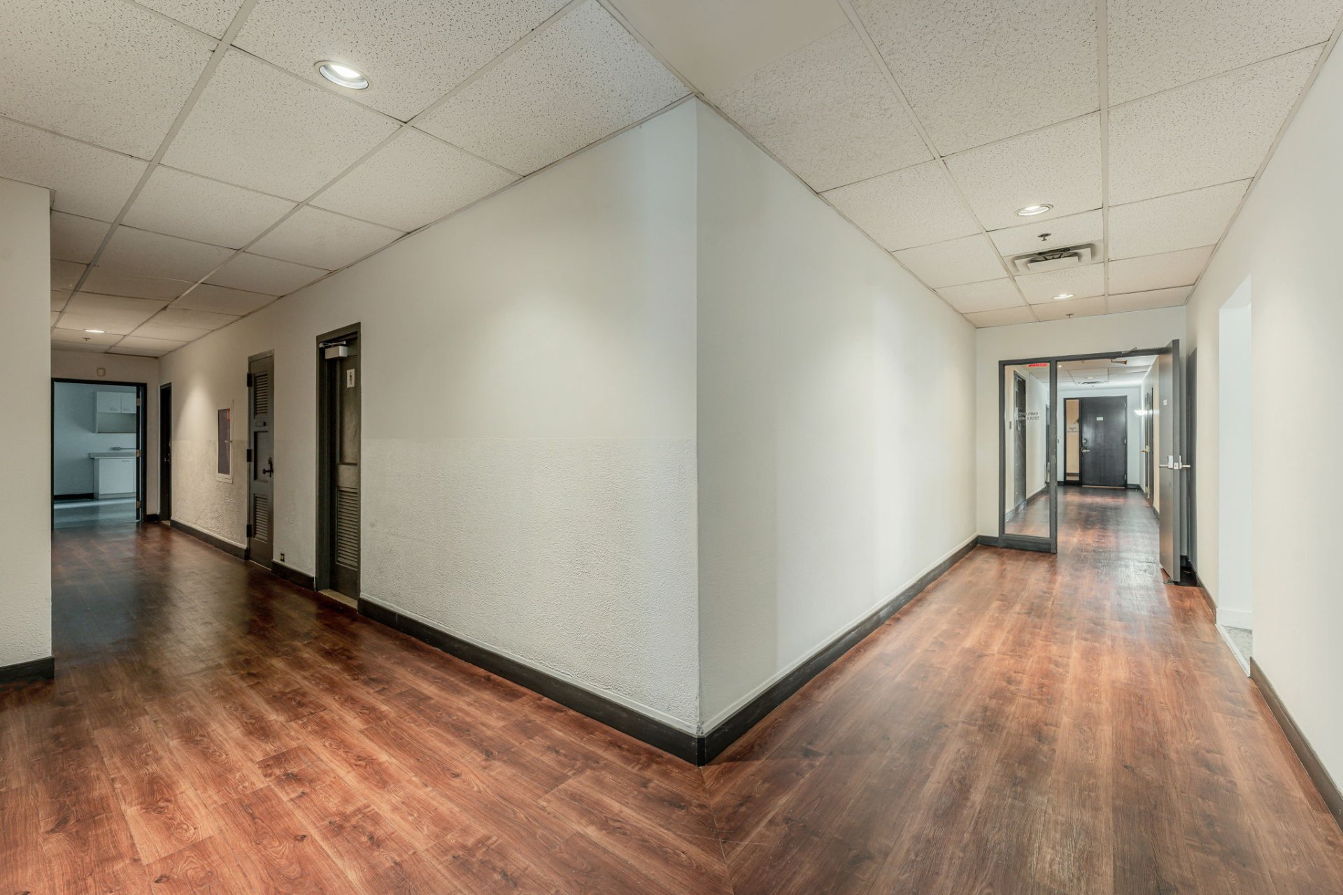 Photo - Interior