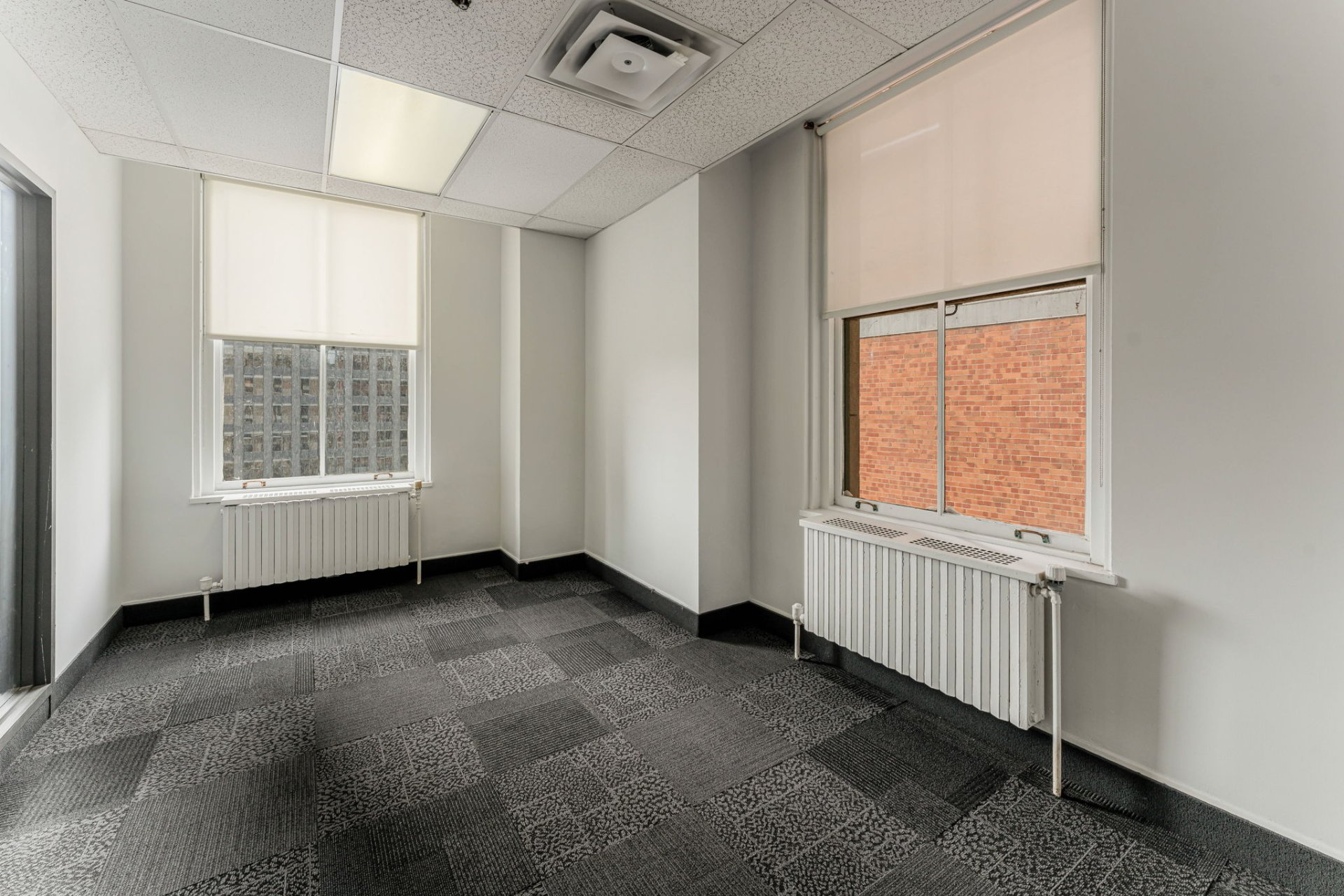 Photo - Interior