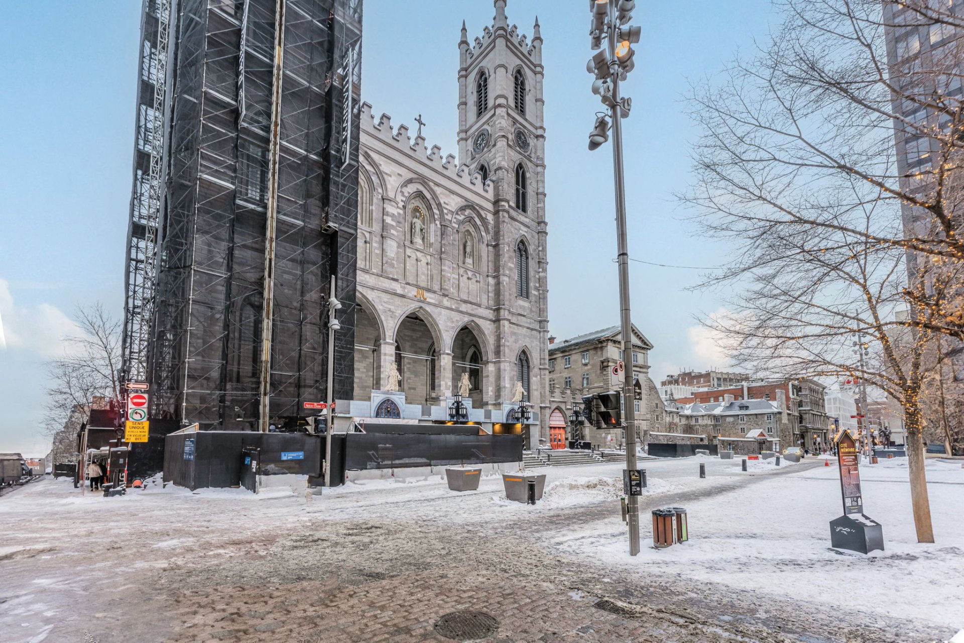 Photo - Nearby