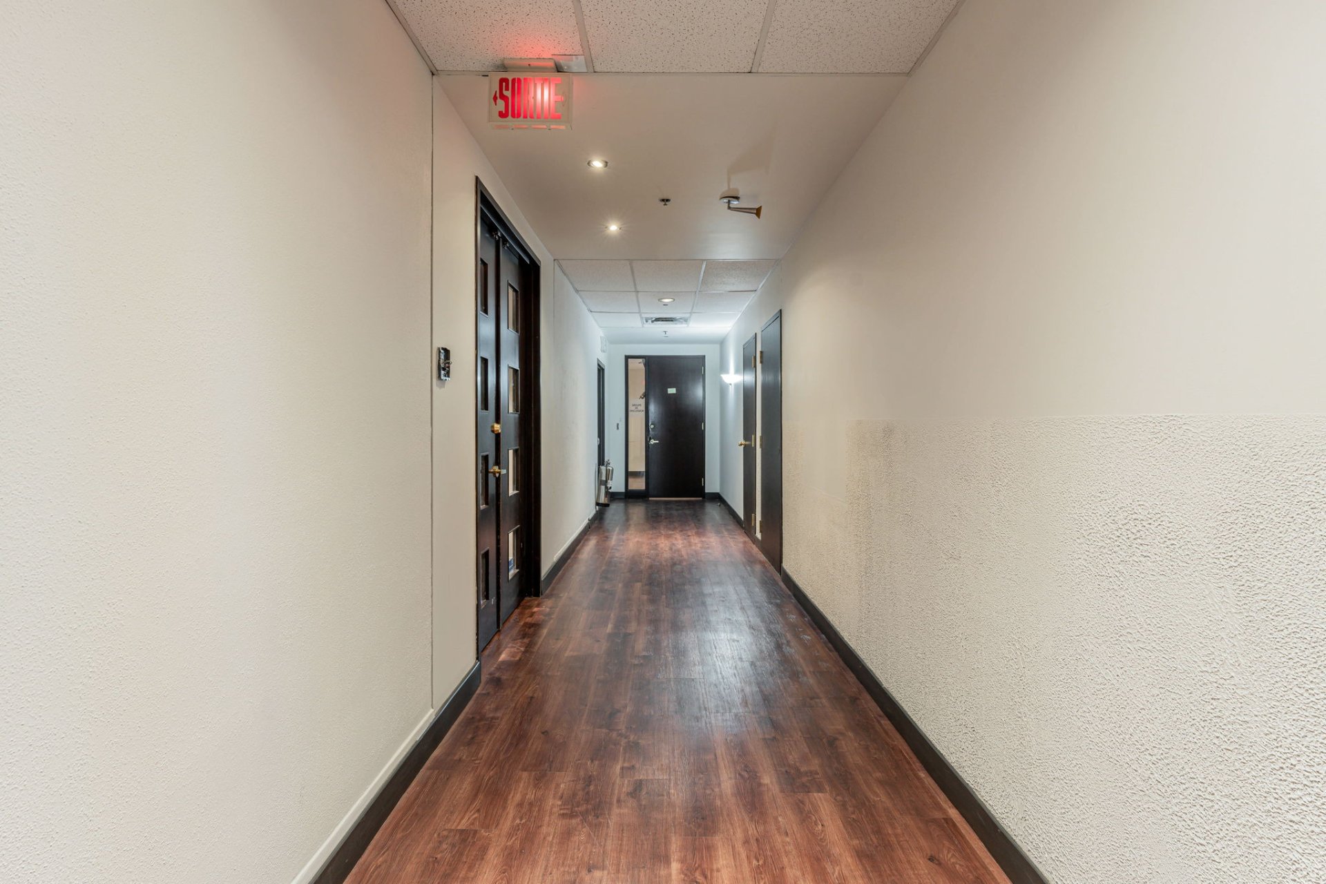 Photo - Hallway