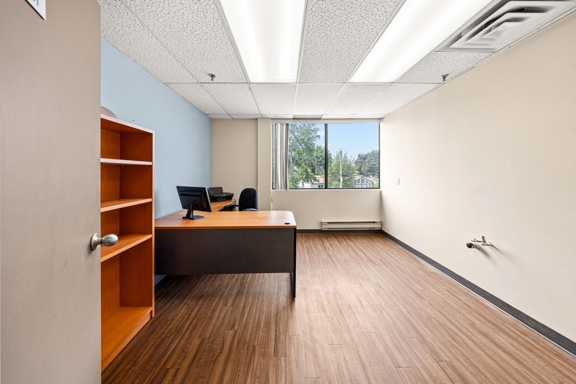Photo - Office