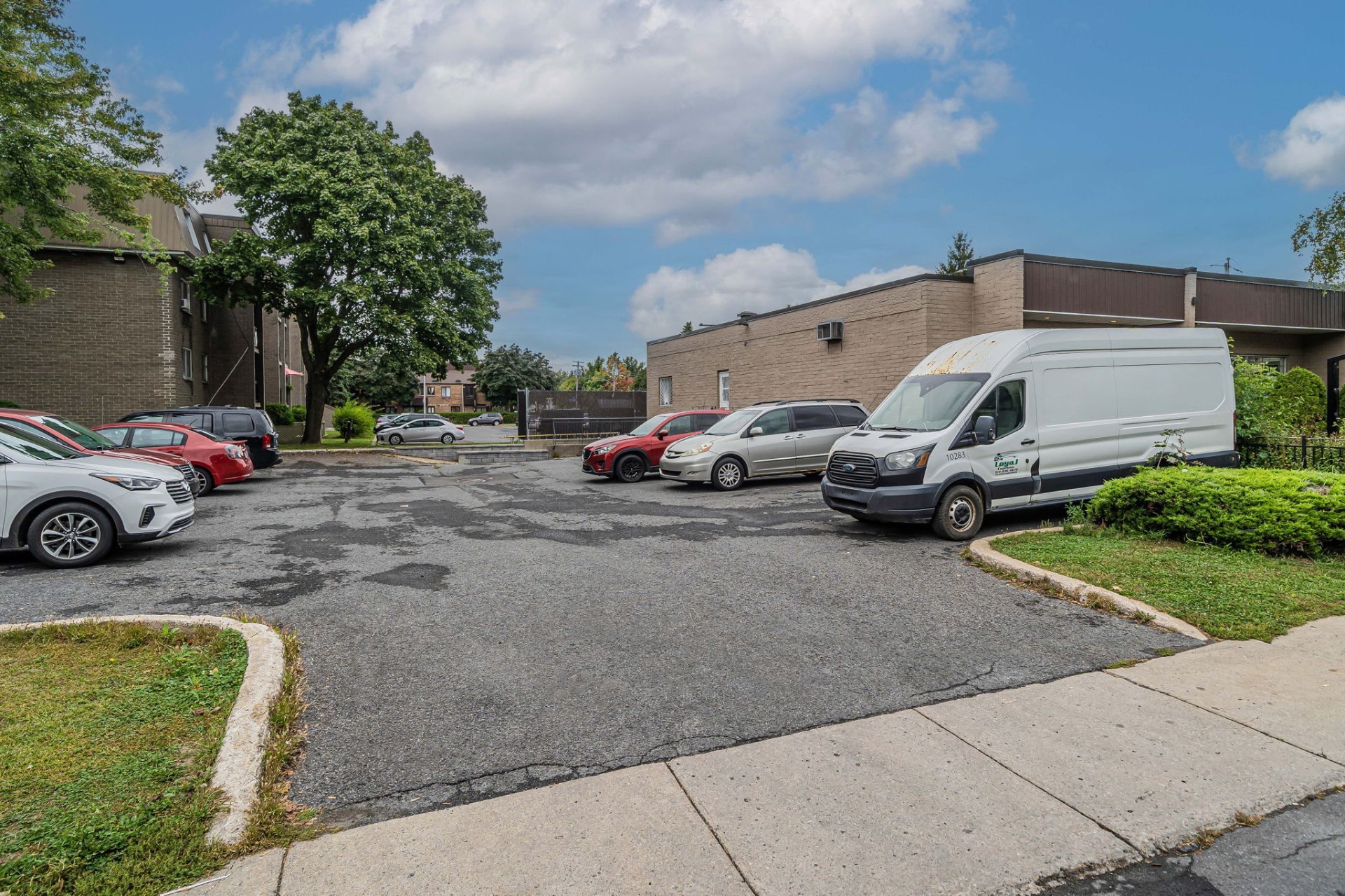 Photo - Parking