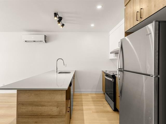 Photo - Kitchen