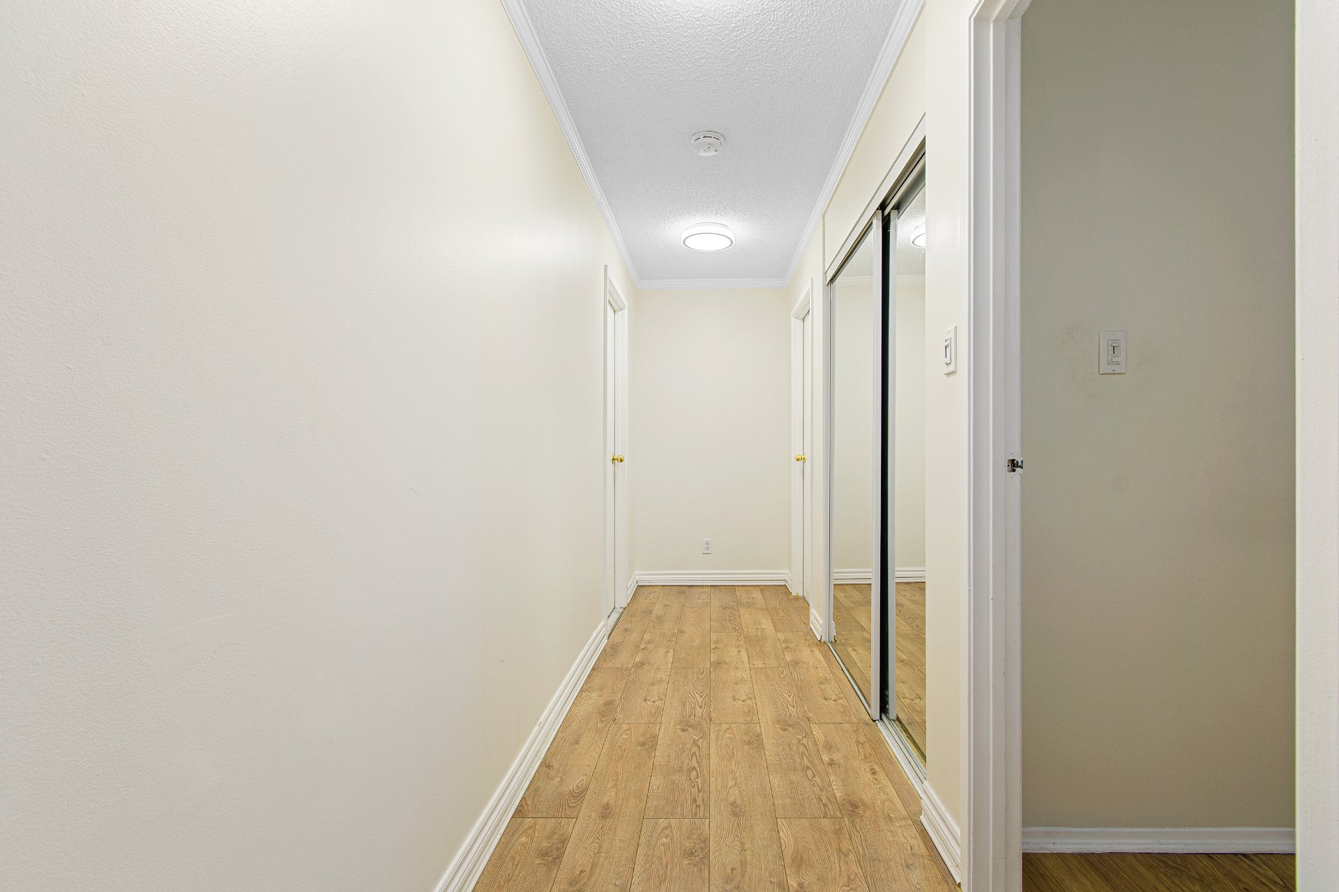 Photo - PASAGEWAY