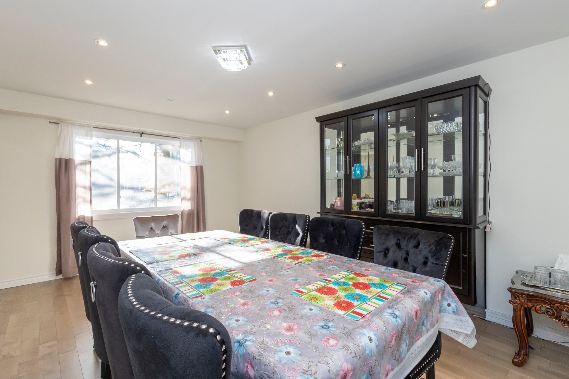 Photo - Salle à manger