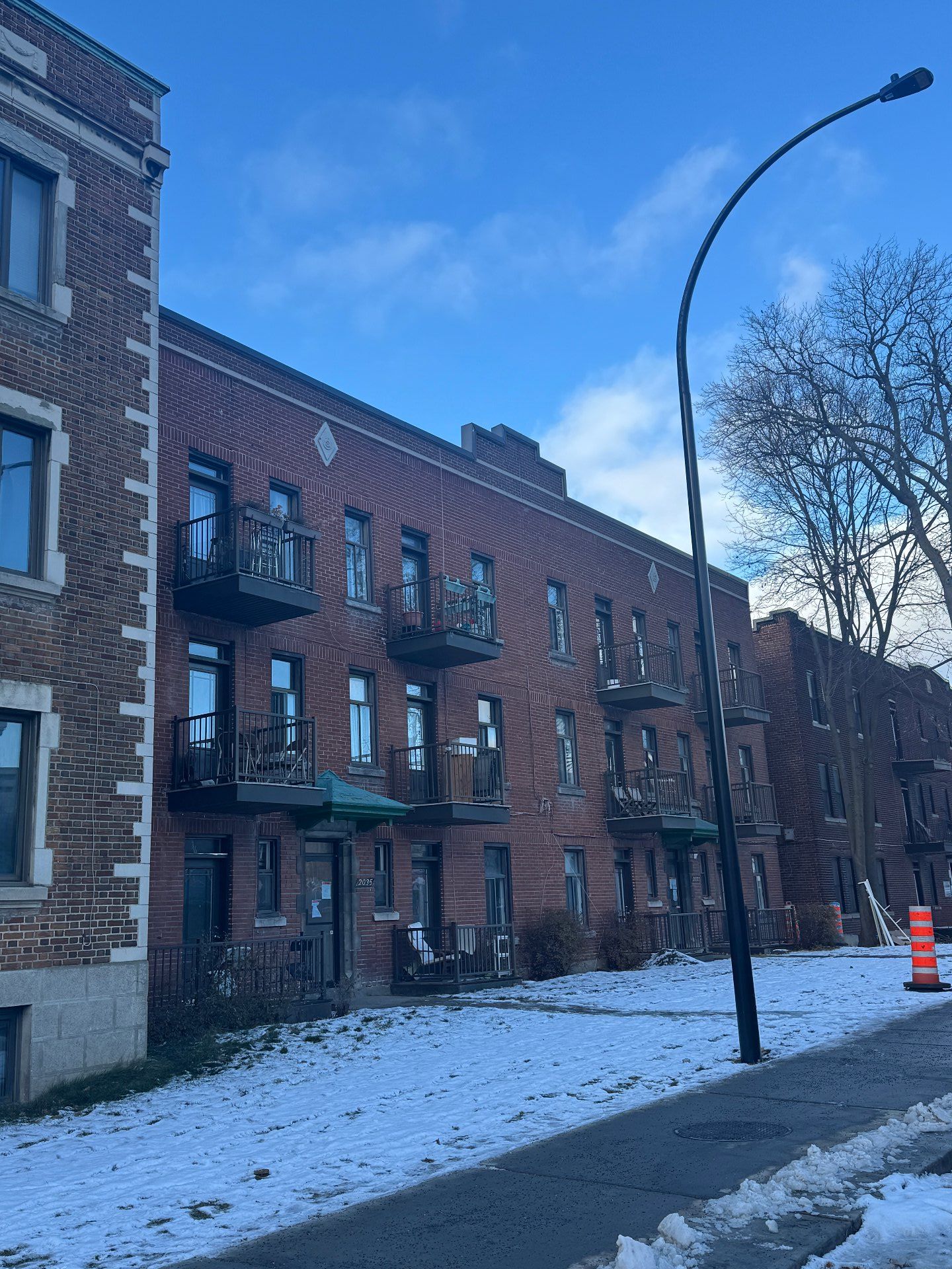 Photo - Exterior entrance