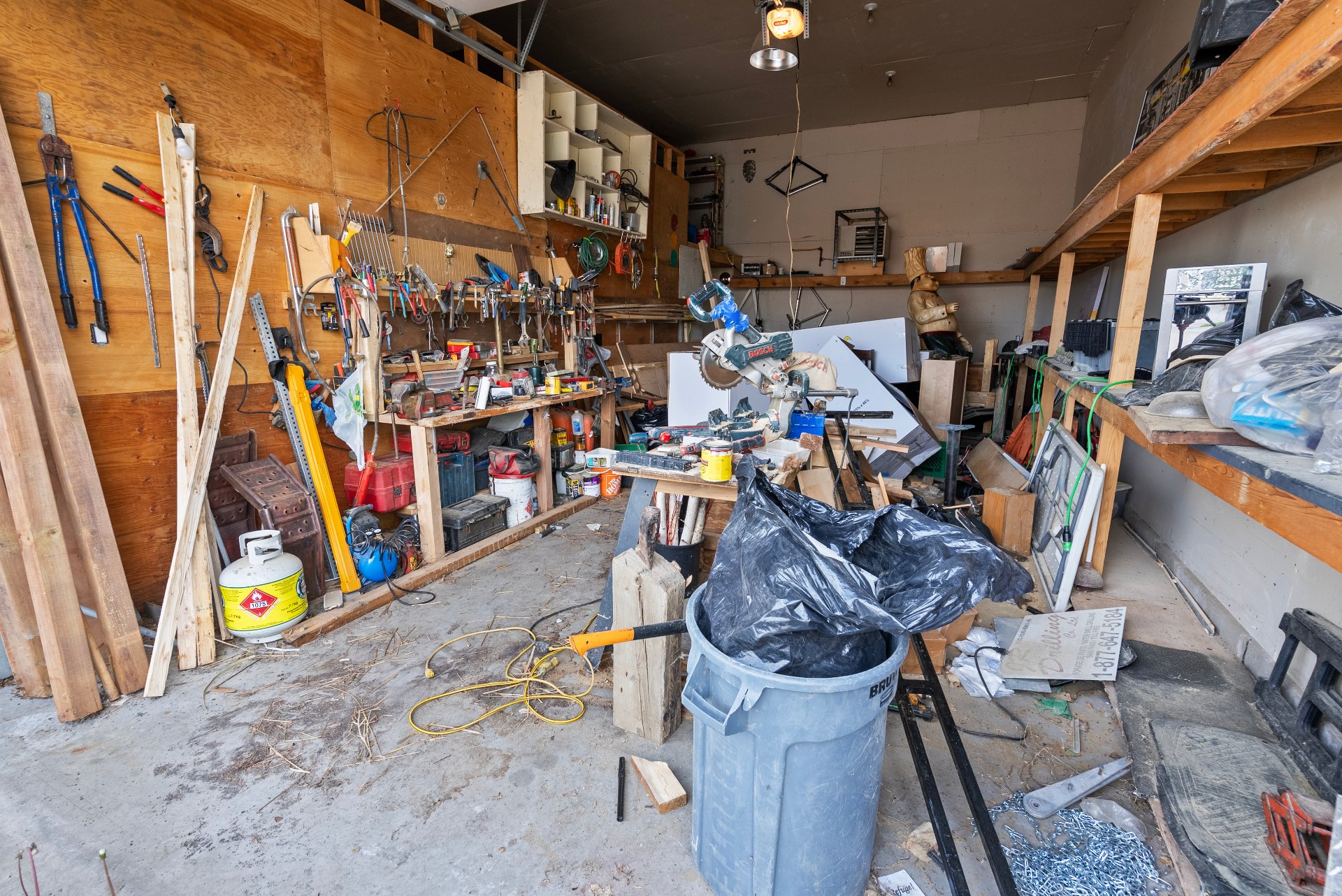 Photo - Garage