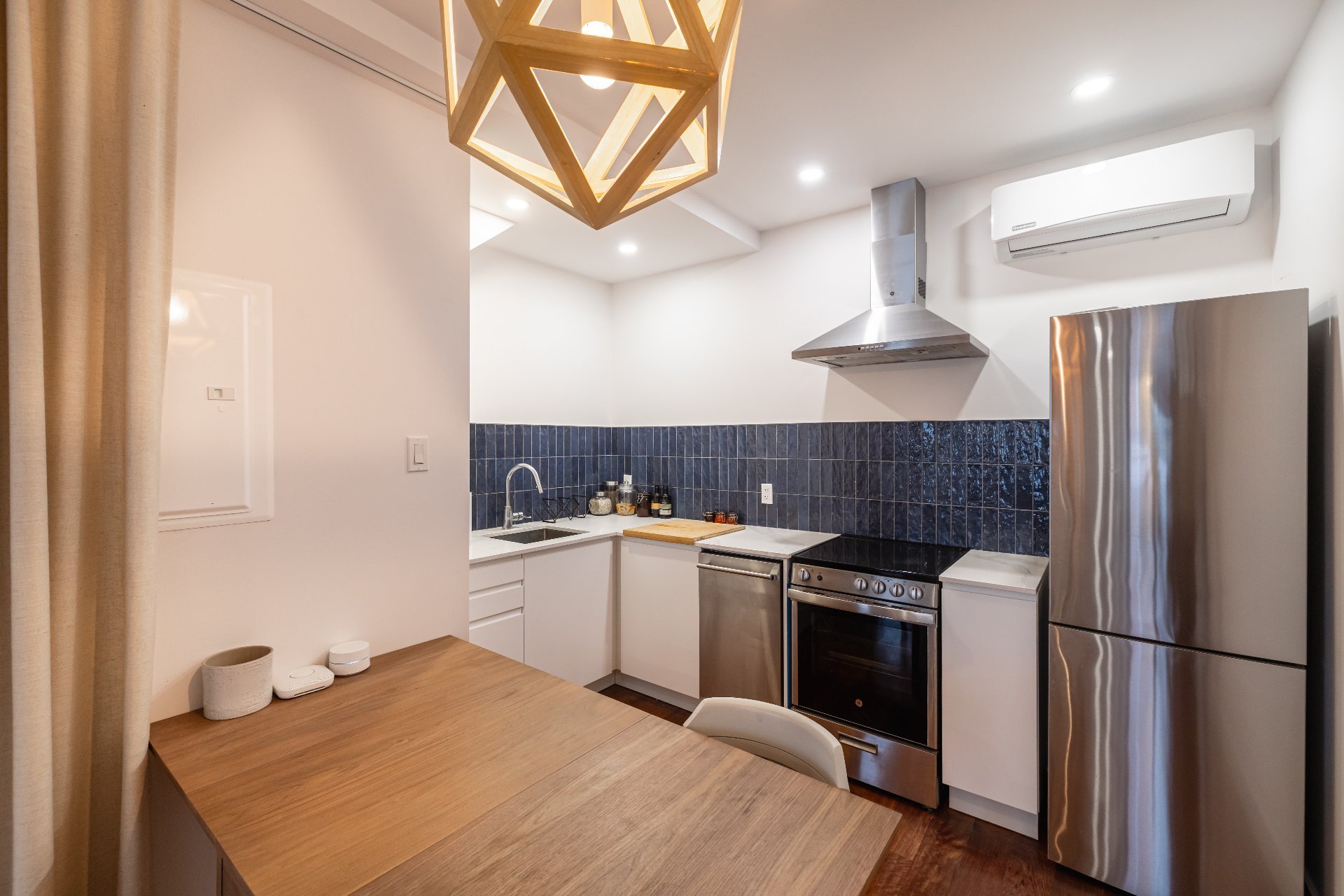 Photo - Kitchen