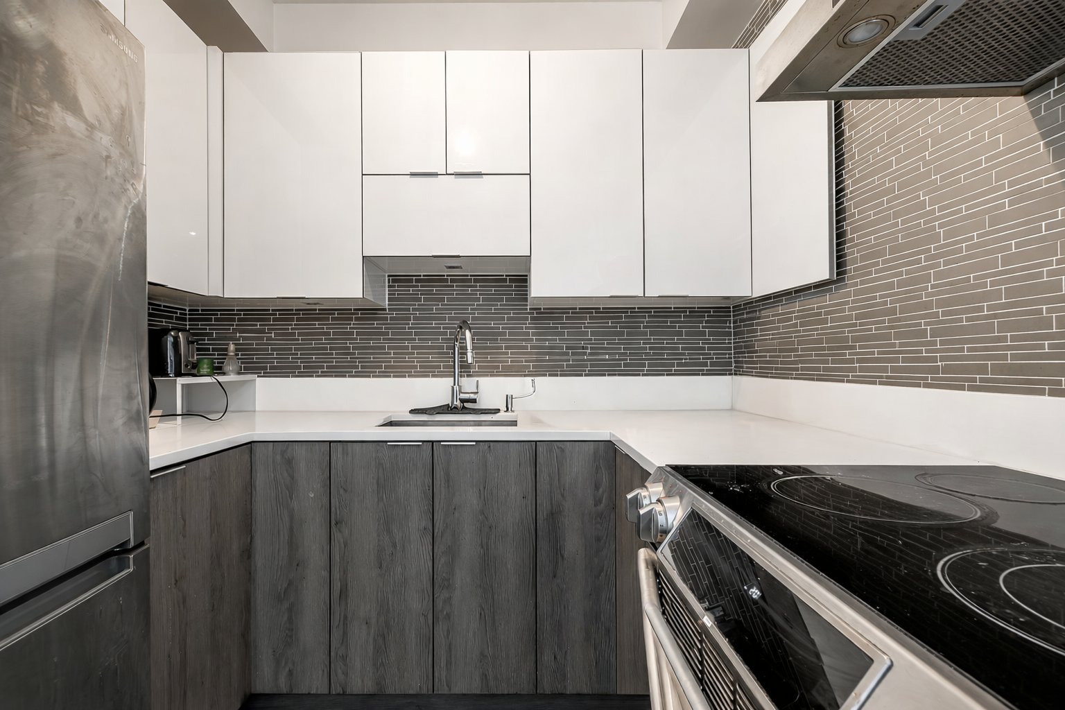 Photo - Kitchen