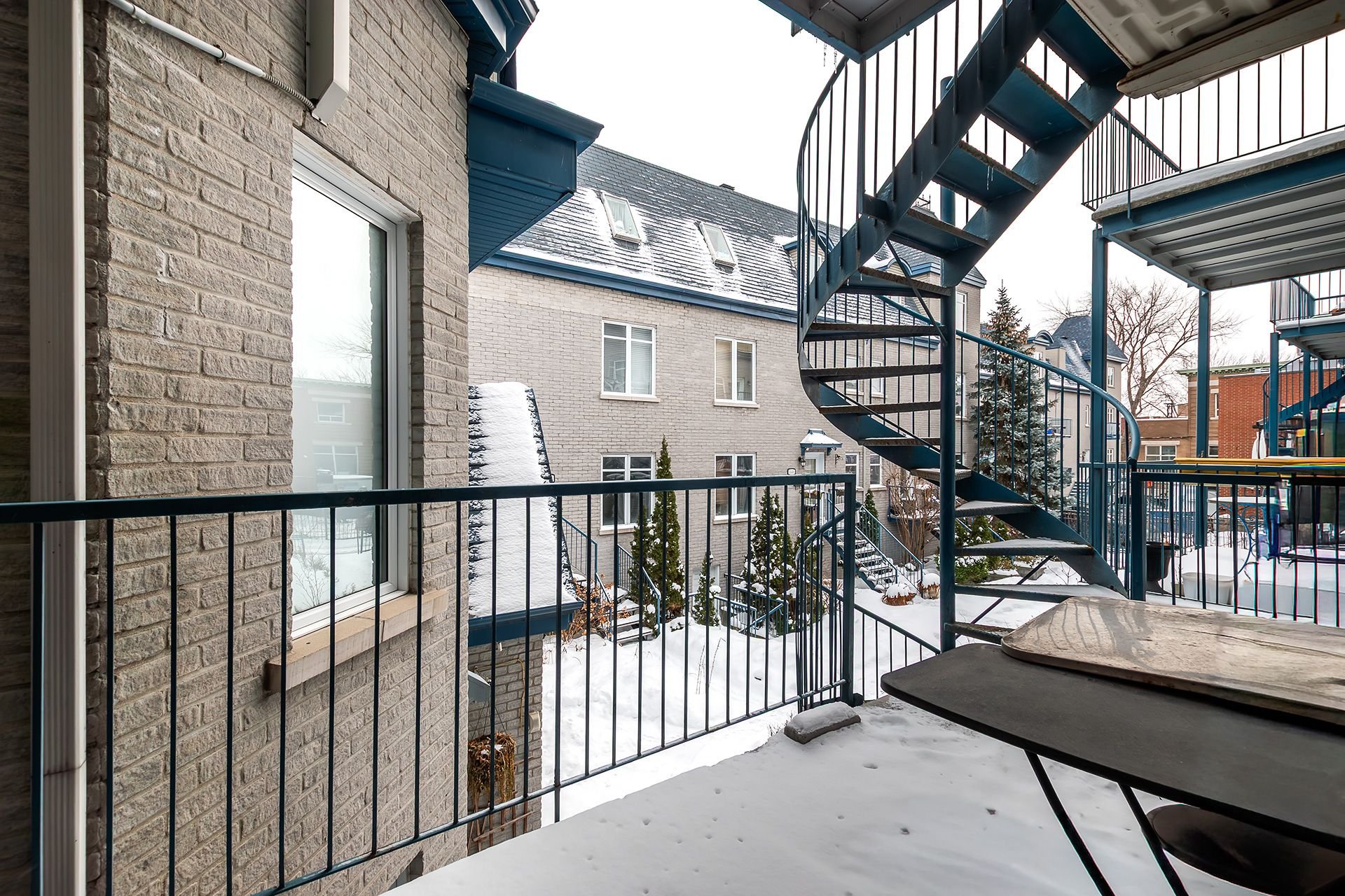 Photo - Balcony