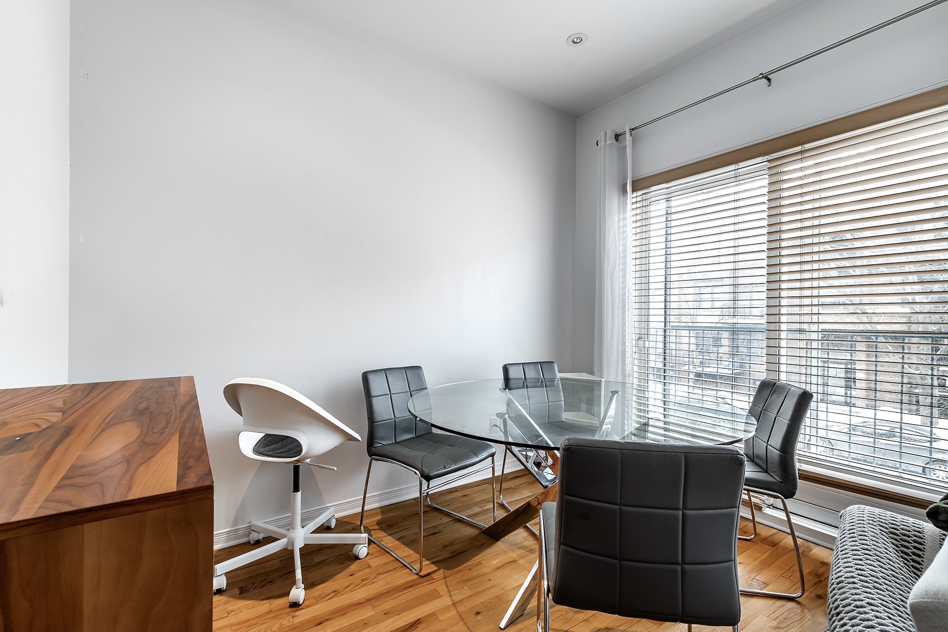Photo - Dining room