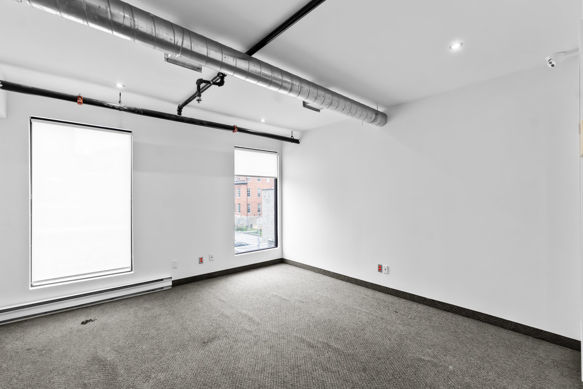 Photo - Interior