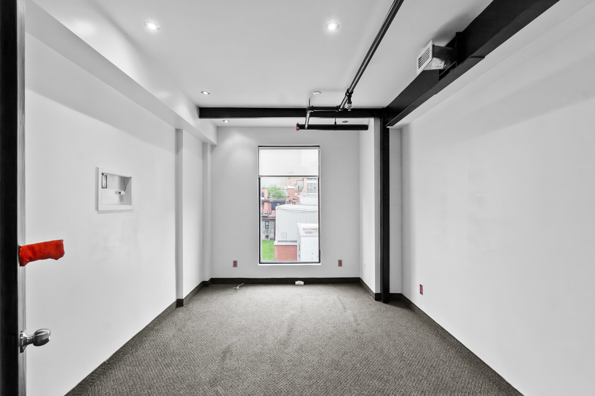 Photo - Interior