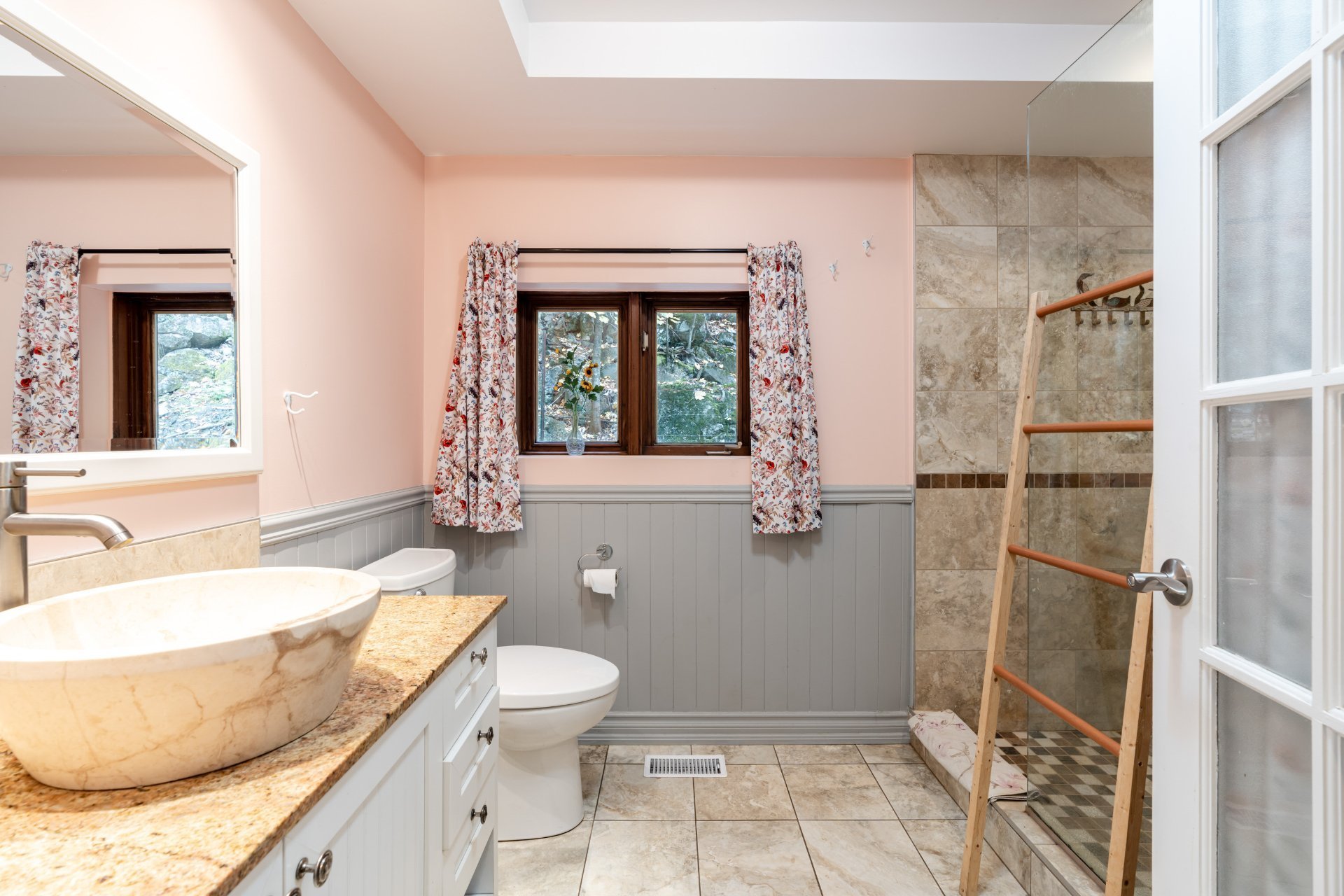 Photo - Bathroom