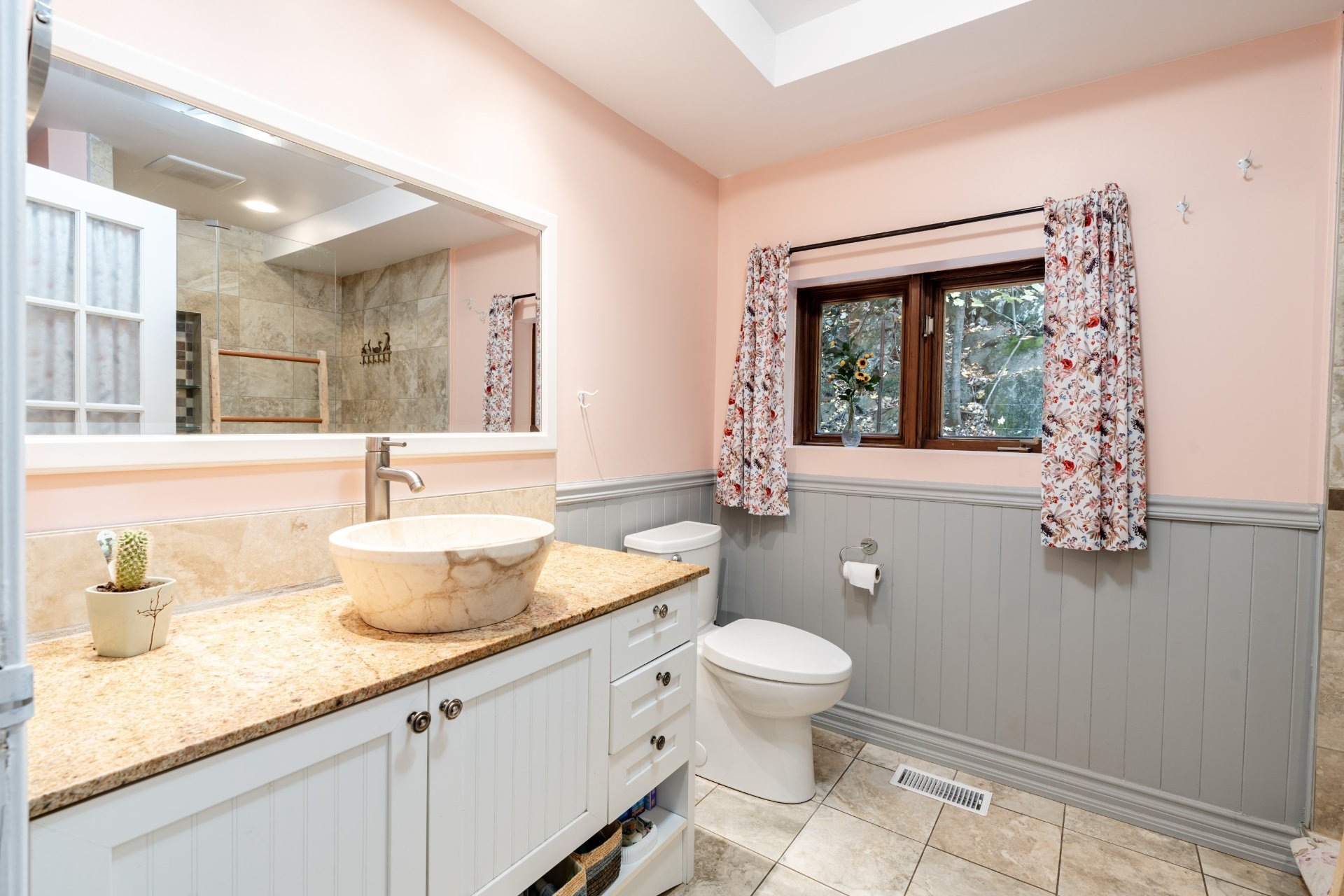 Photo - Bathroom