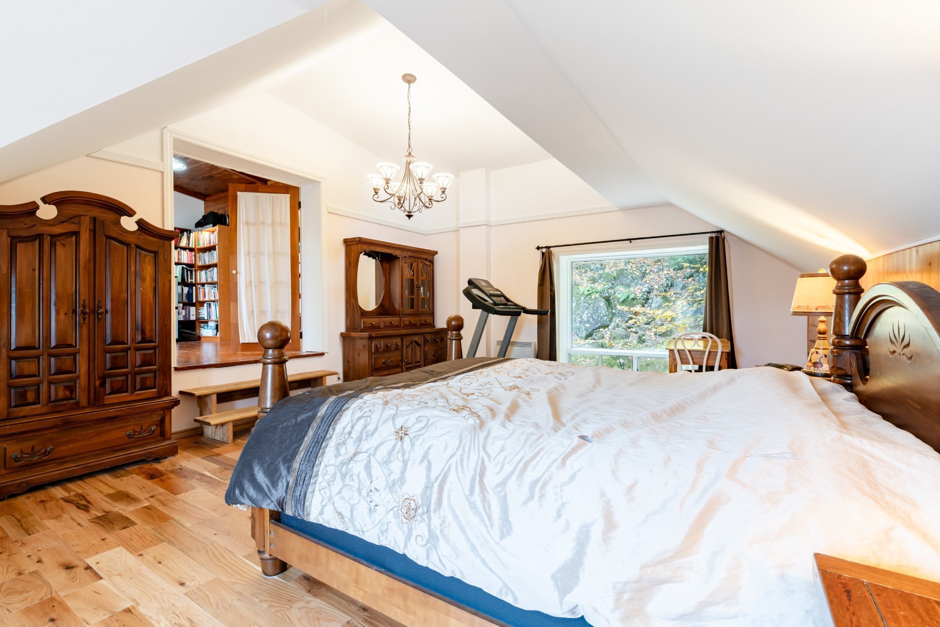 Photo - Primary bedroom