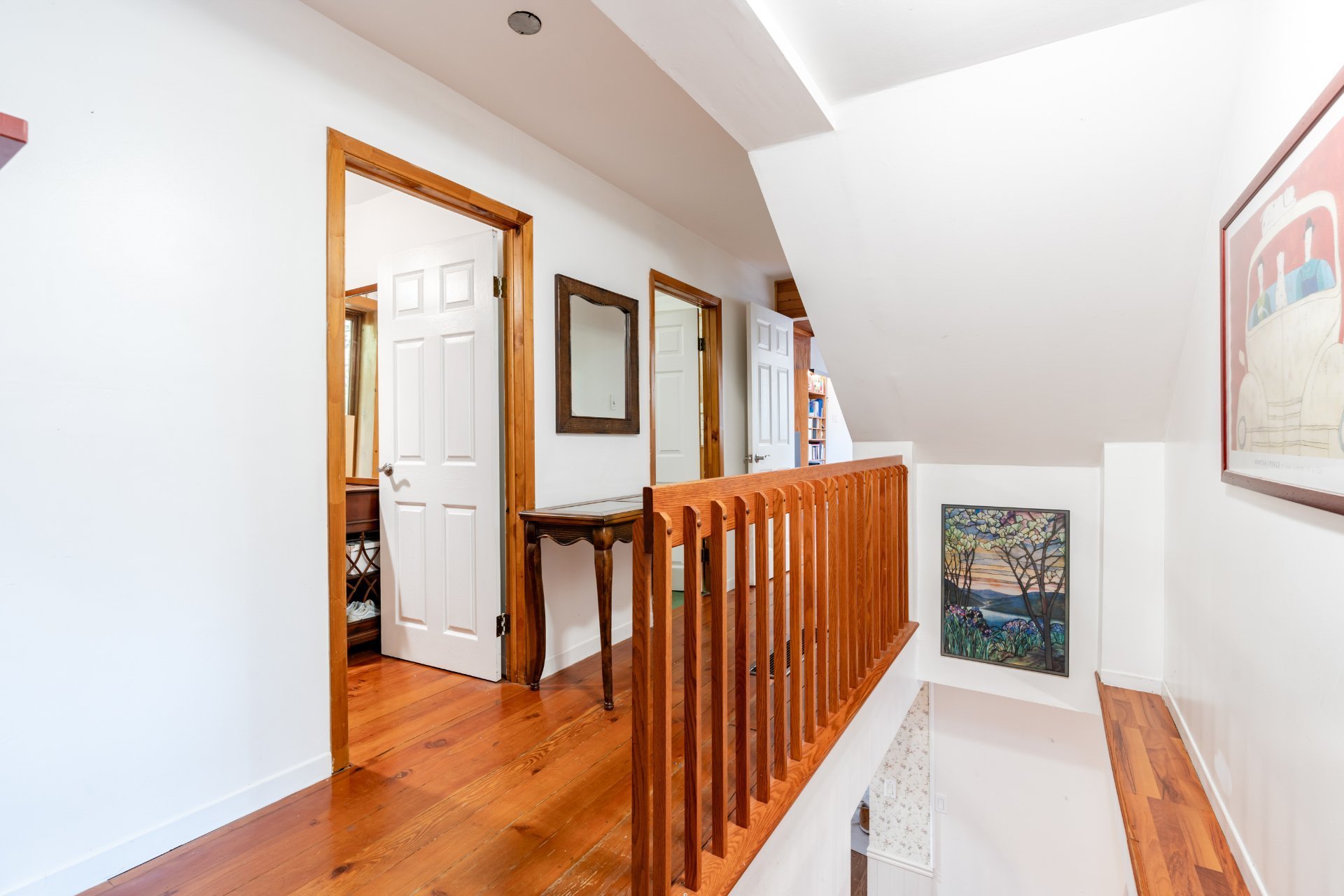 Photo - Hallway