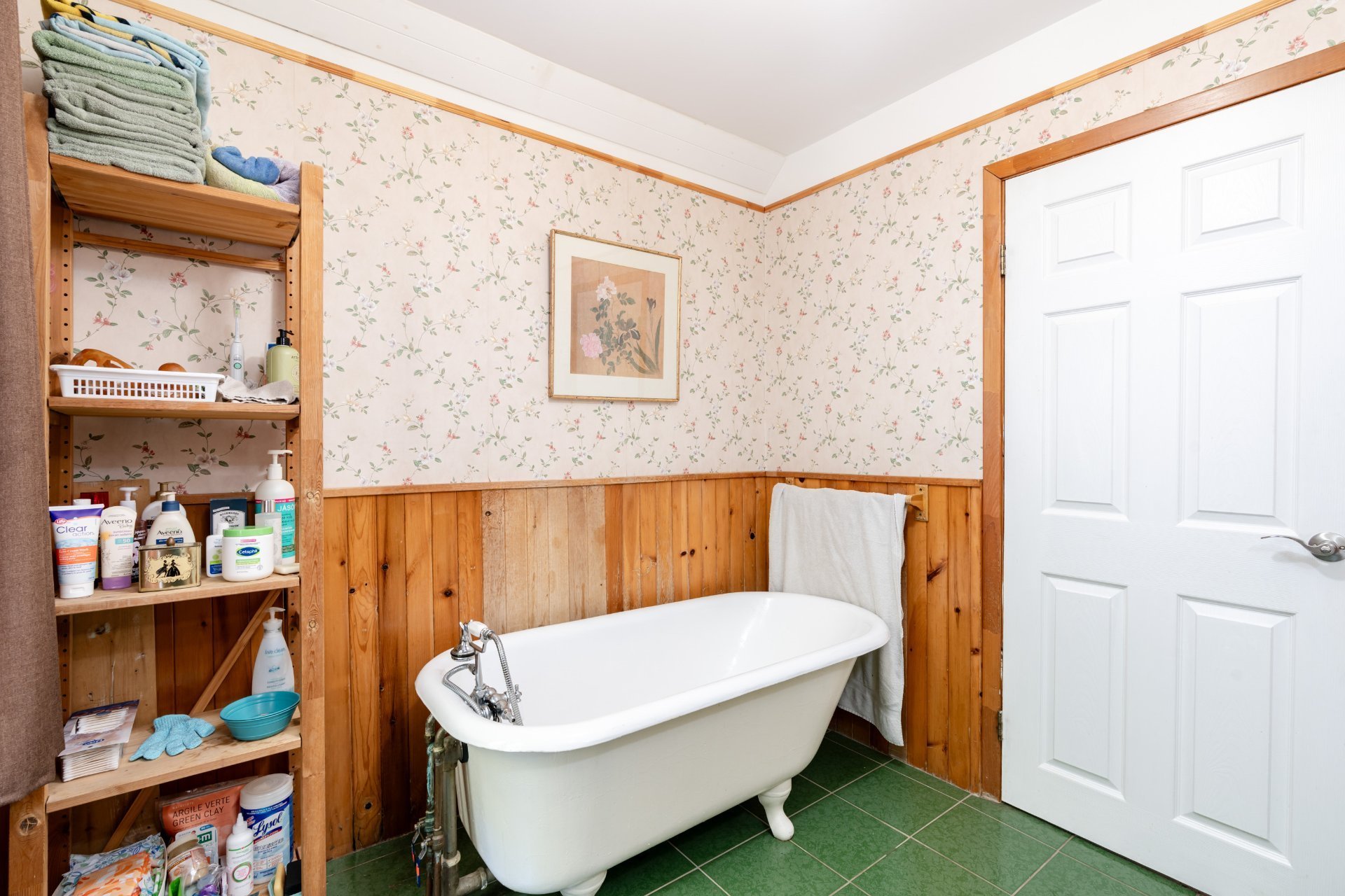 Photo - Bathroom