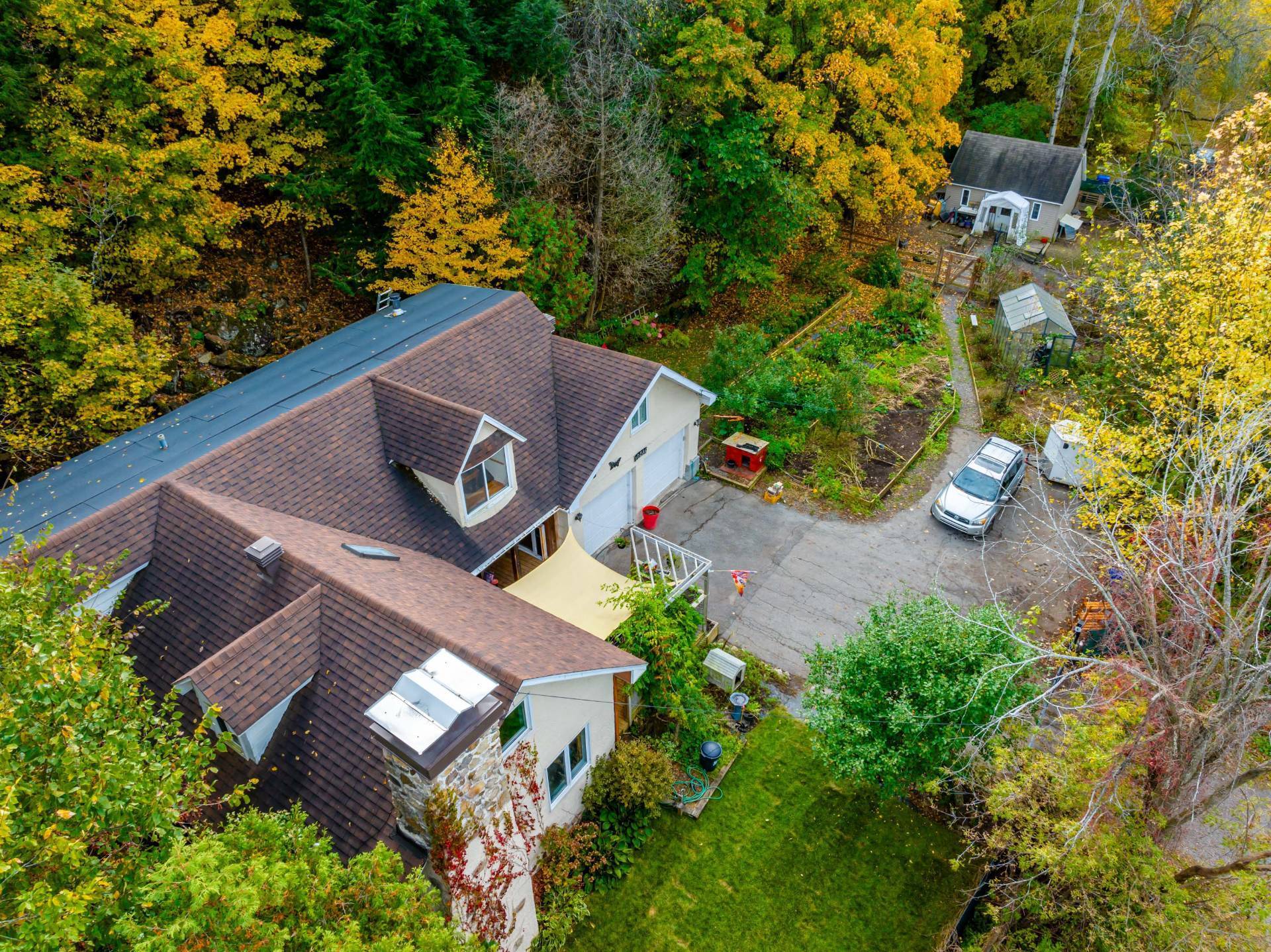 Photo - Overall View