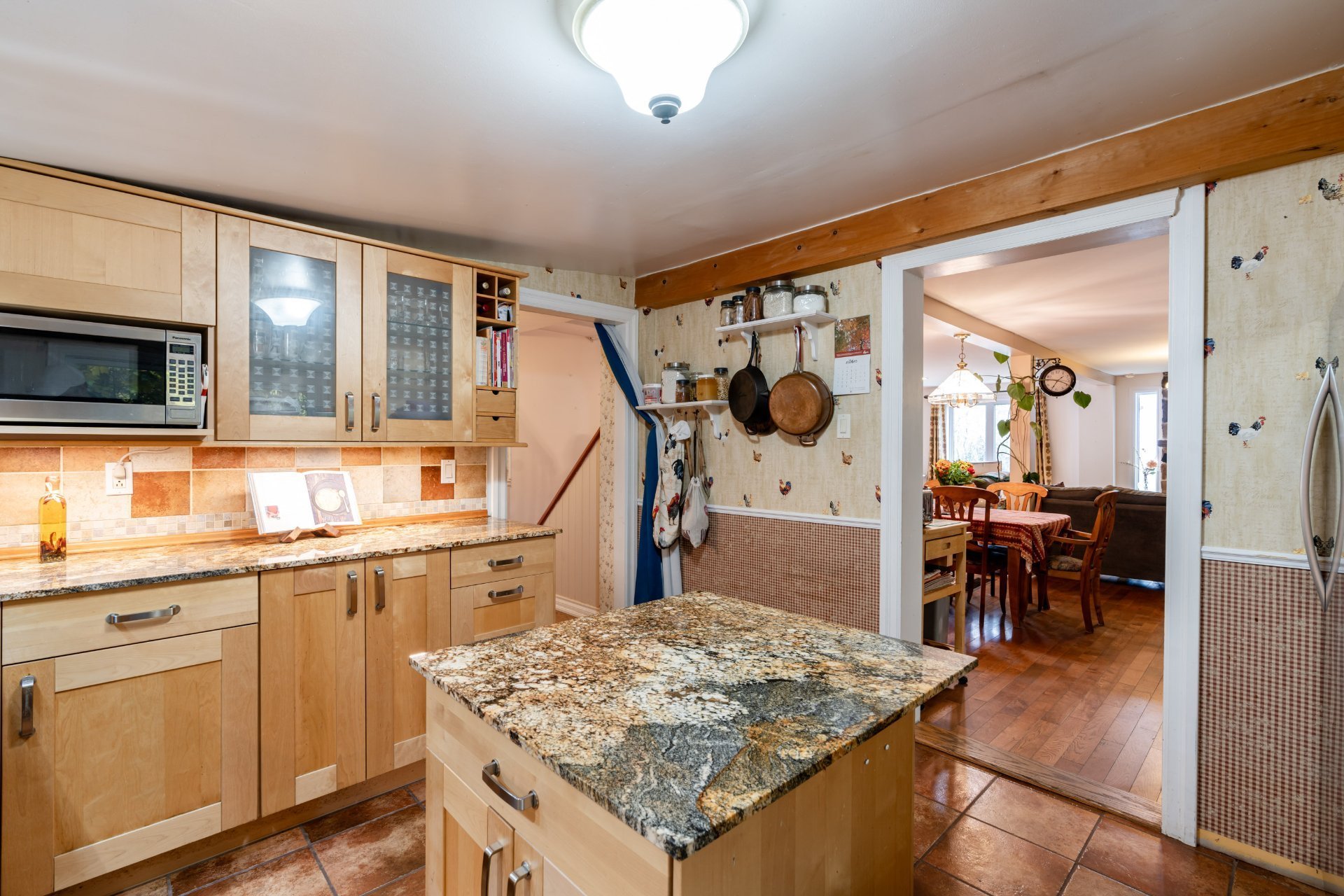 Photo - Kitchen