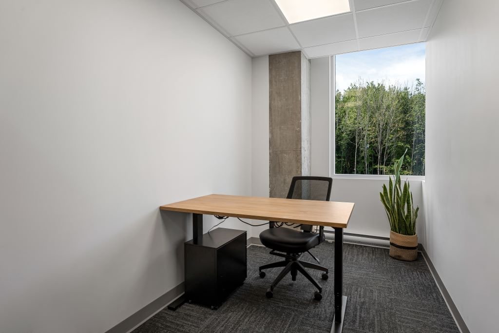 Photo - Bureau