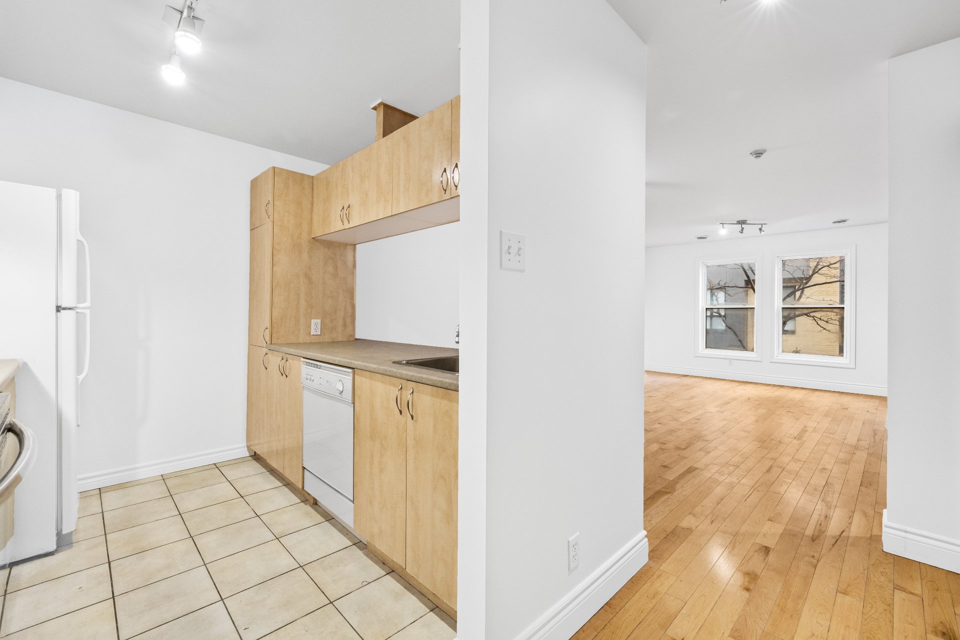 Photo - Kitchen