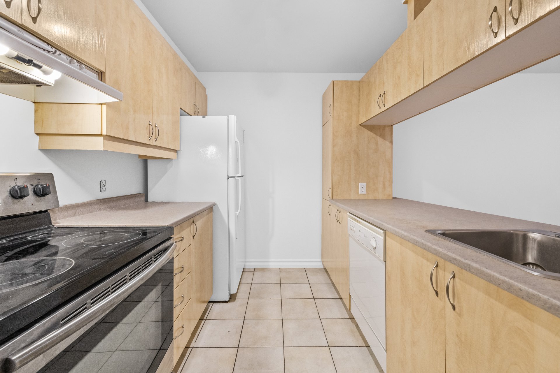Photo - Kitchen