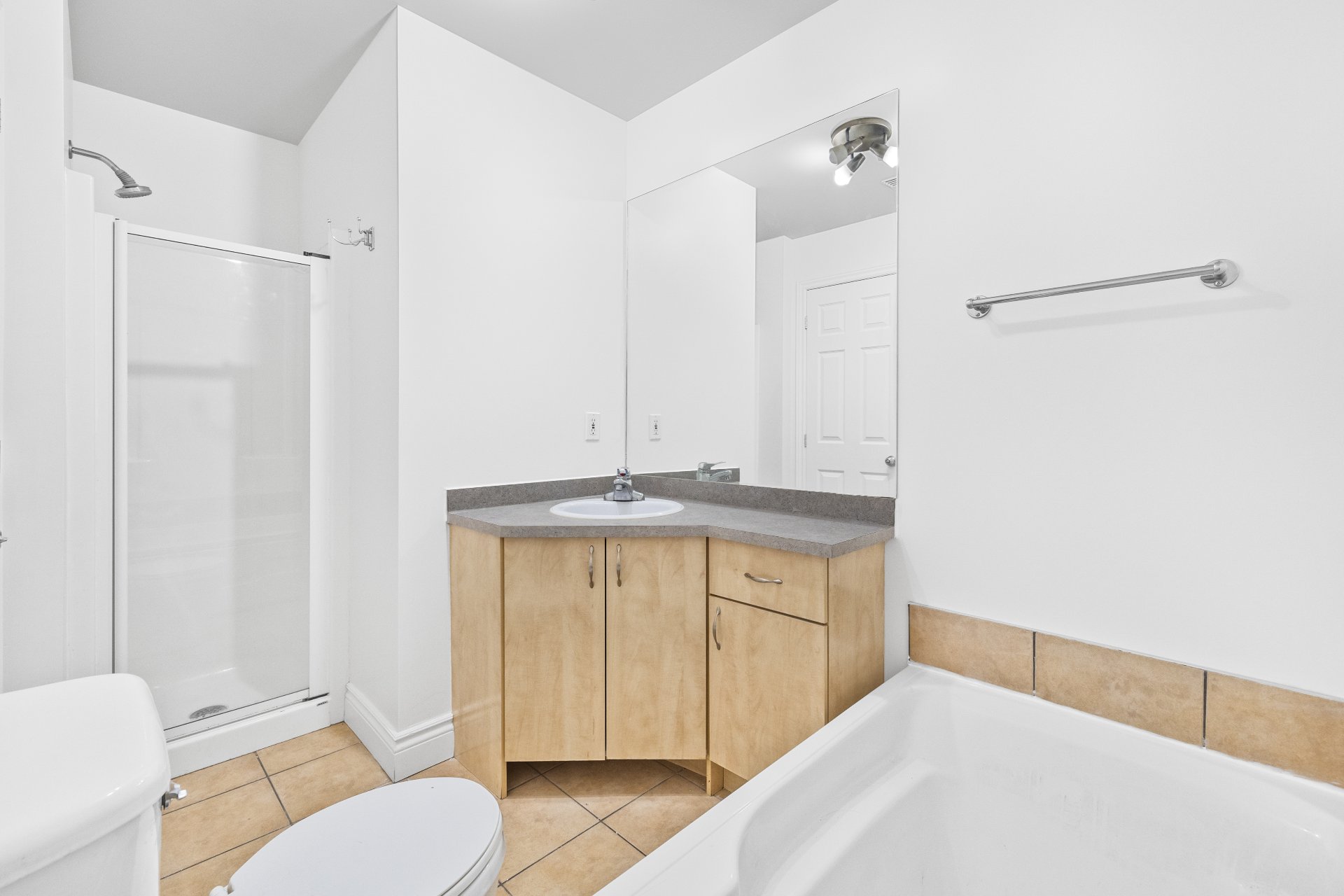 Photo - Bathroom