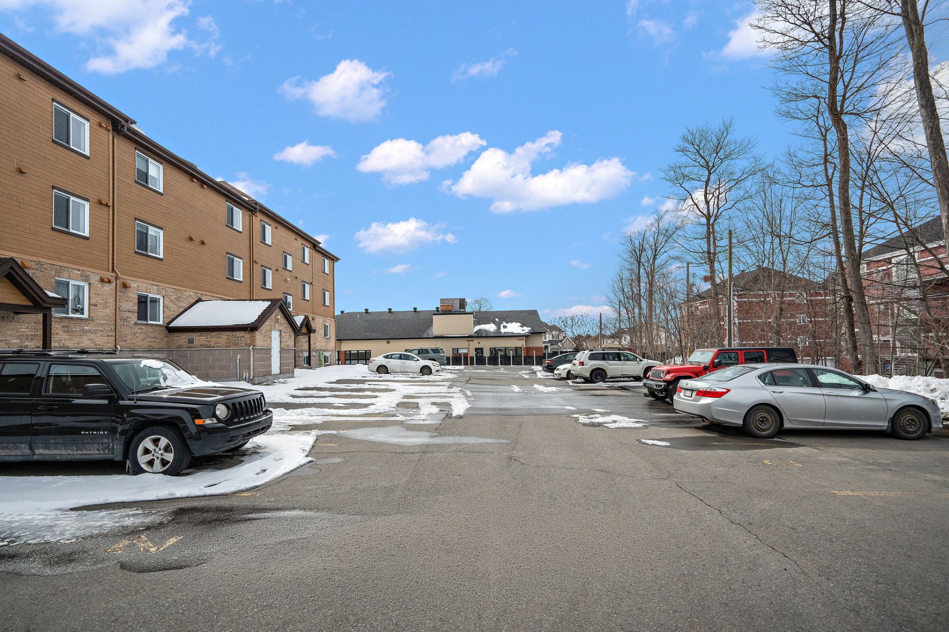 Photo - Stationnement